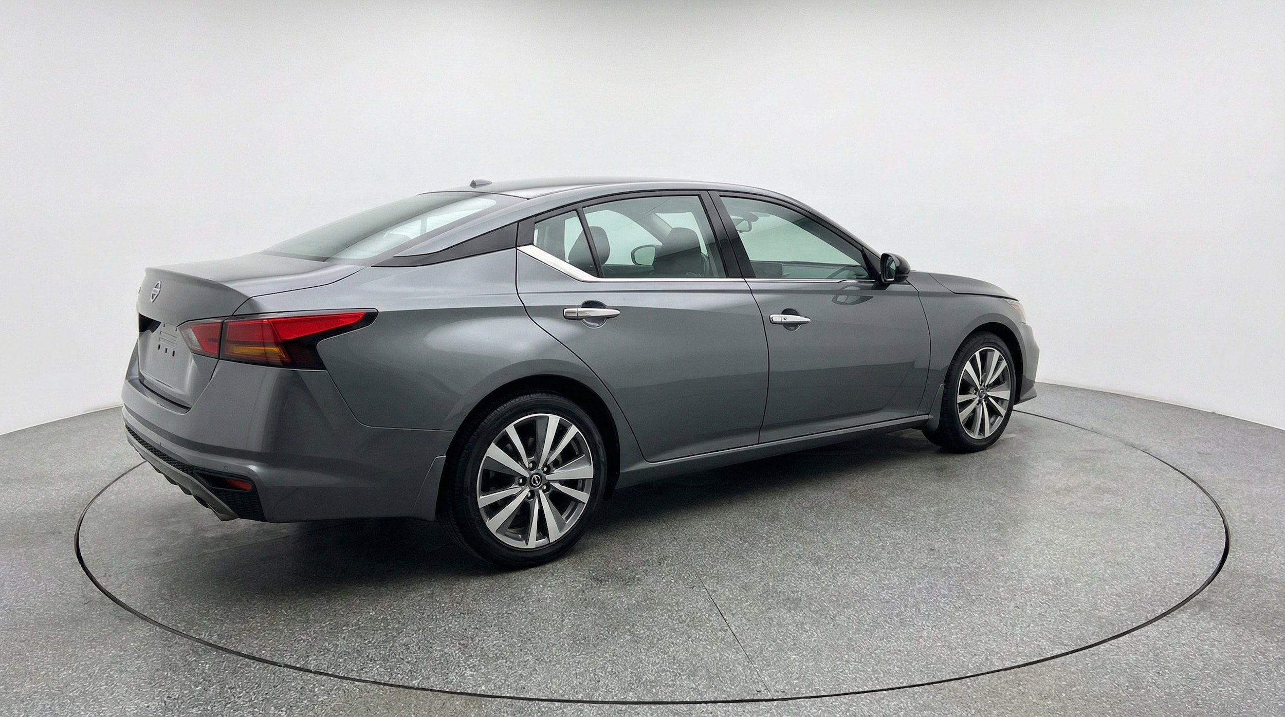 Thumbnail: 2025 Nissan Altima - 9