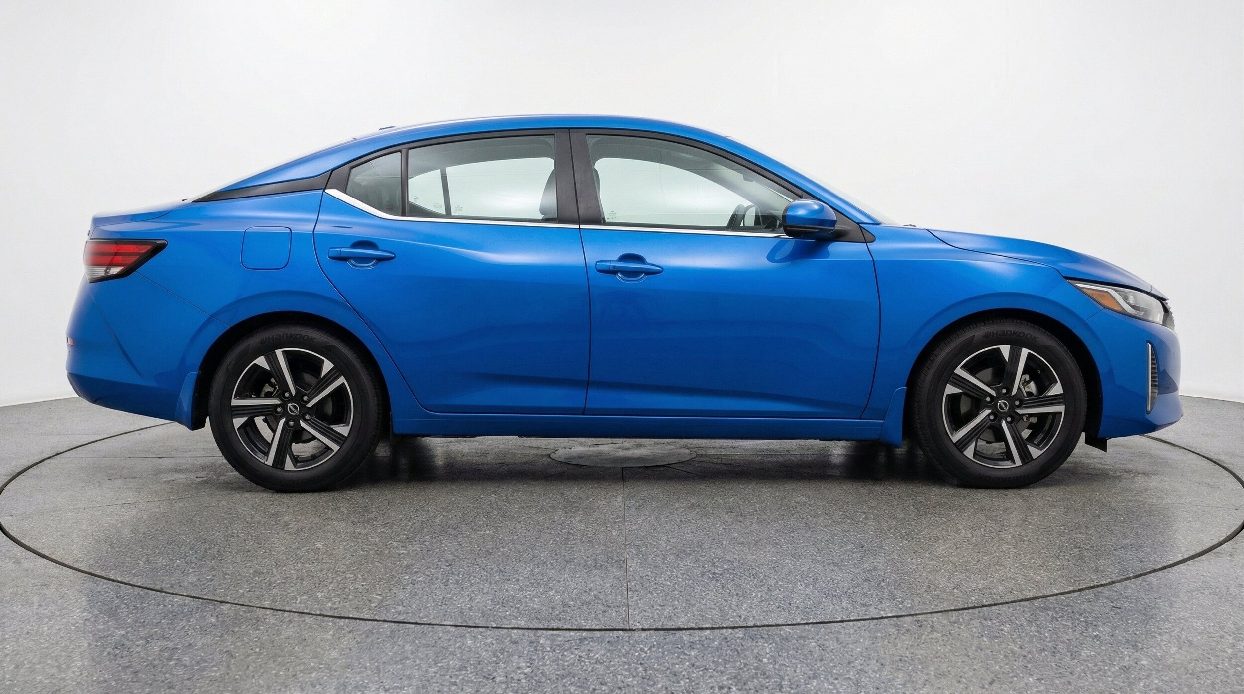 Thumbnail: 2025 Nissan Sentra - 11