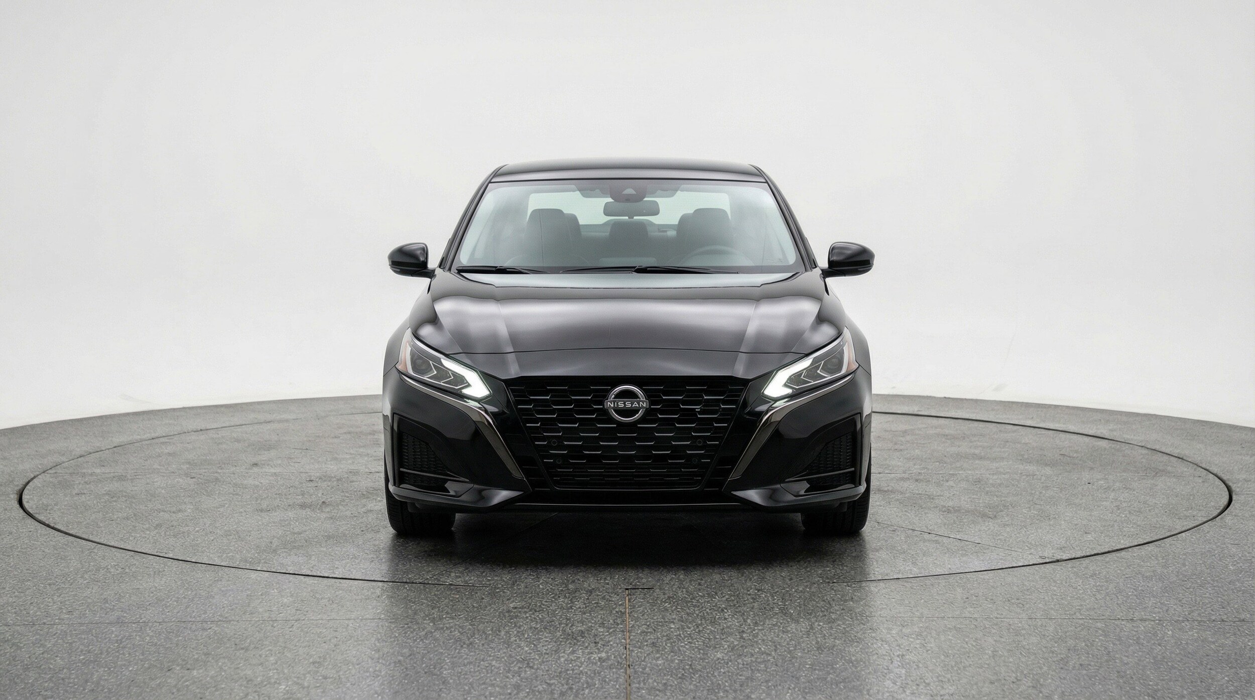 Thumbnail: 2025 Nissan Altima - 2