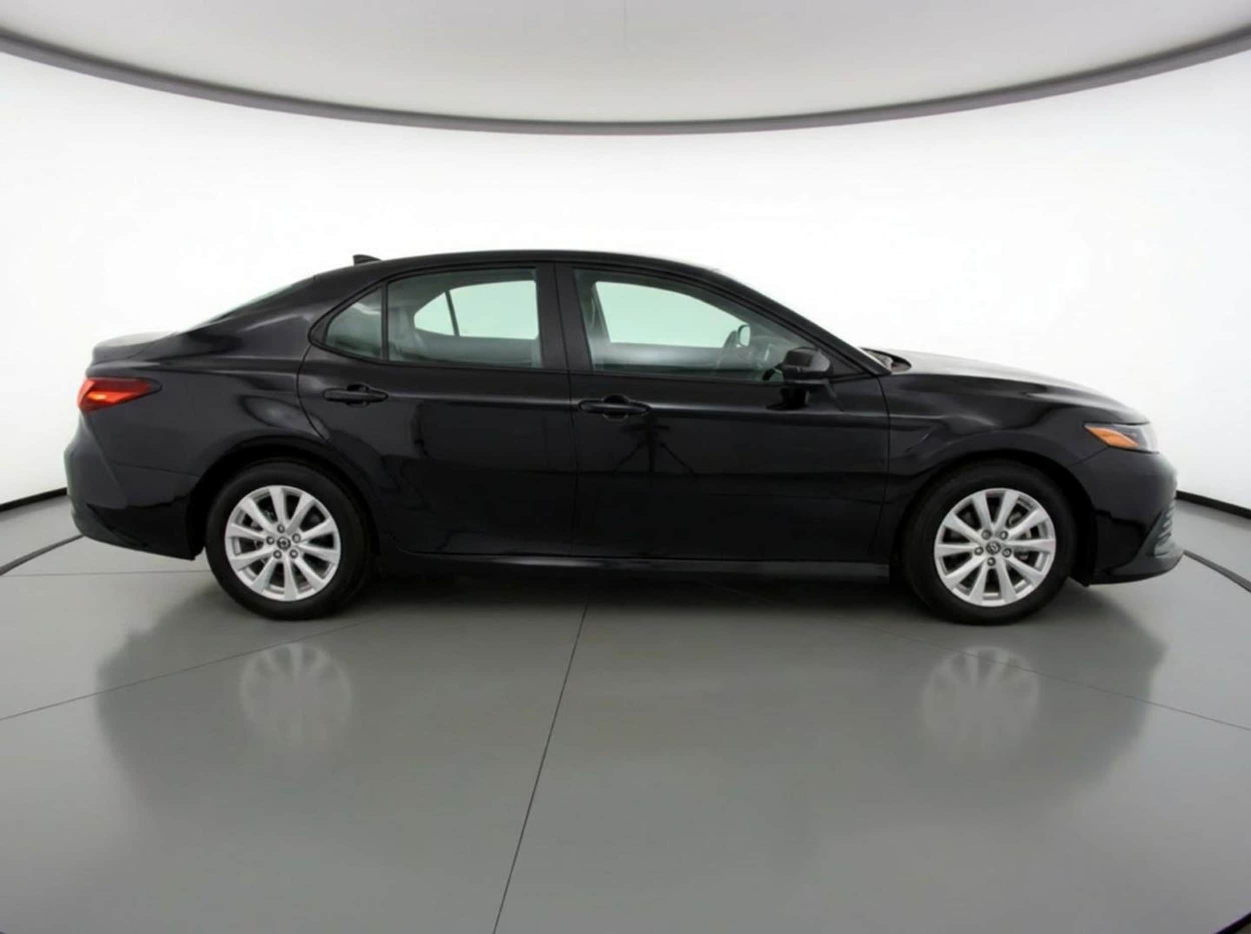 Thumbnail: 2025 Toyota Camry - 8