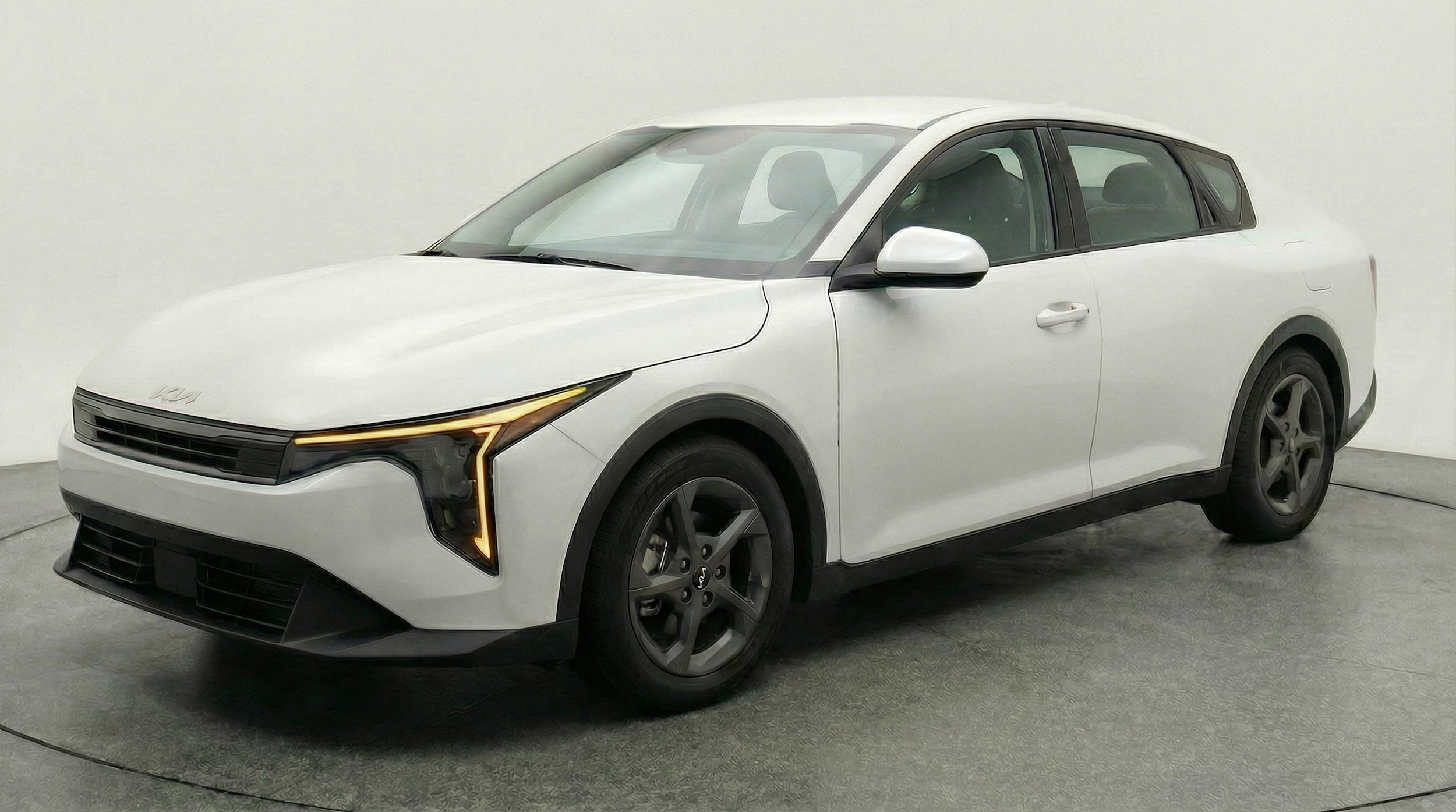 Thumbnail: 2025 Kia K4 - 3