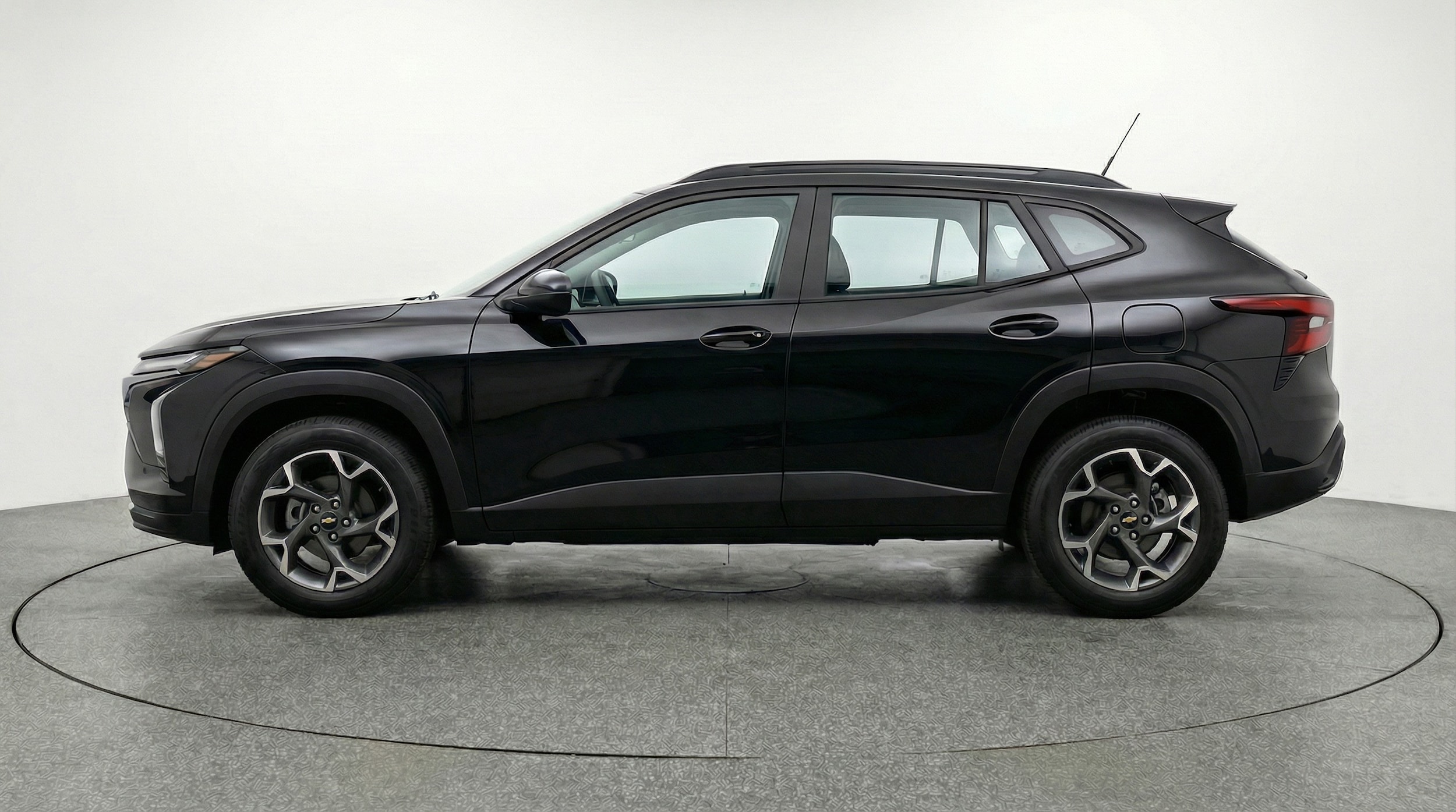 Thumbnail: 2025 Chevrolet Trax - 4