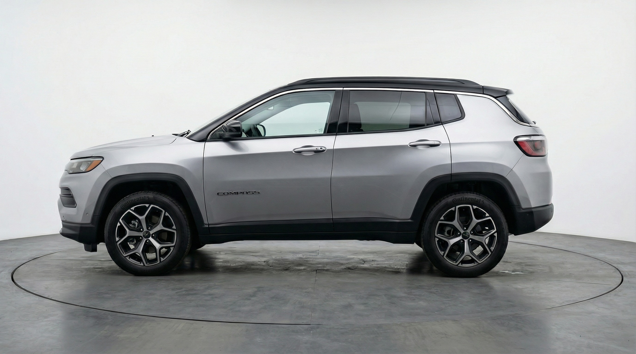 Thumbnail: 2025 Jeep Compass - 4