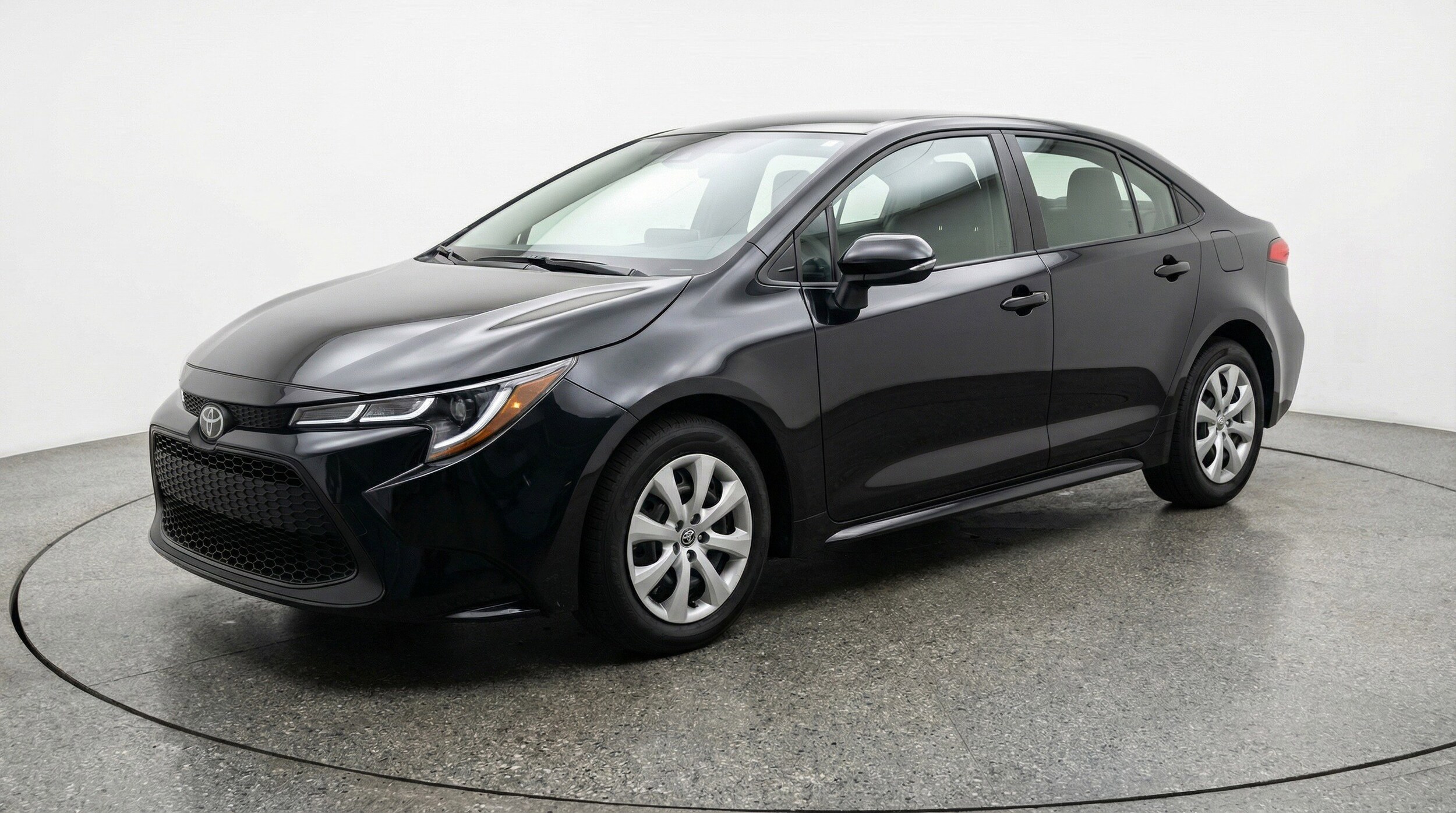 Thumbnail: 2025 Toyota Corolla - 3