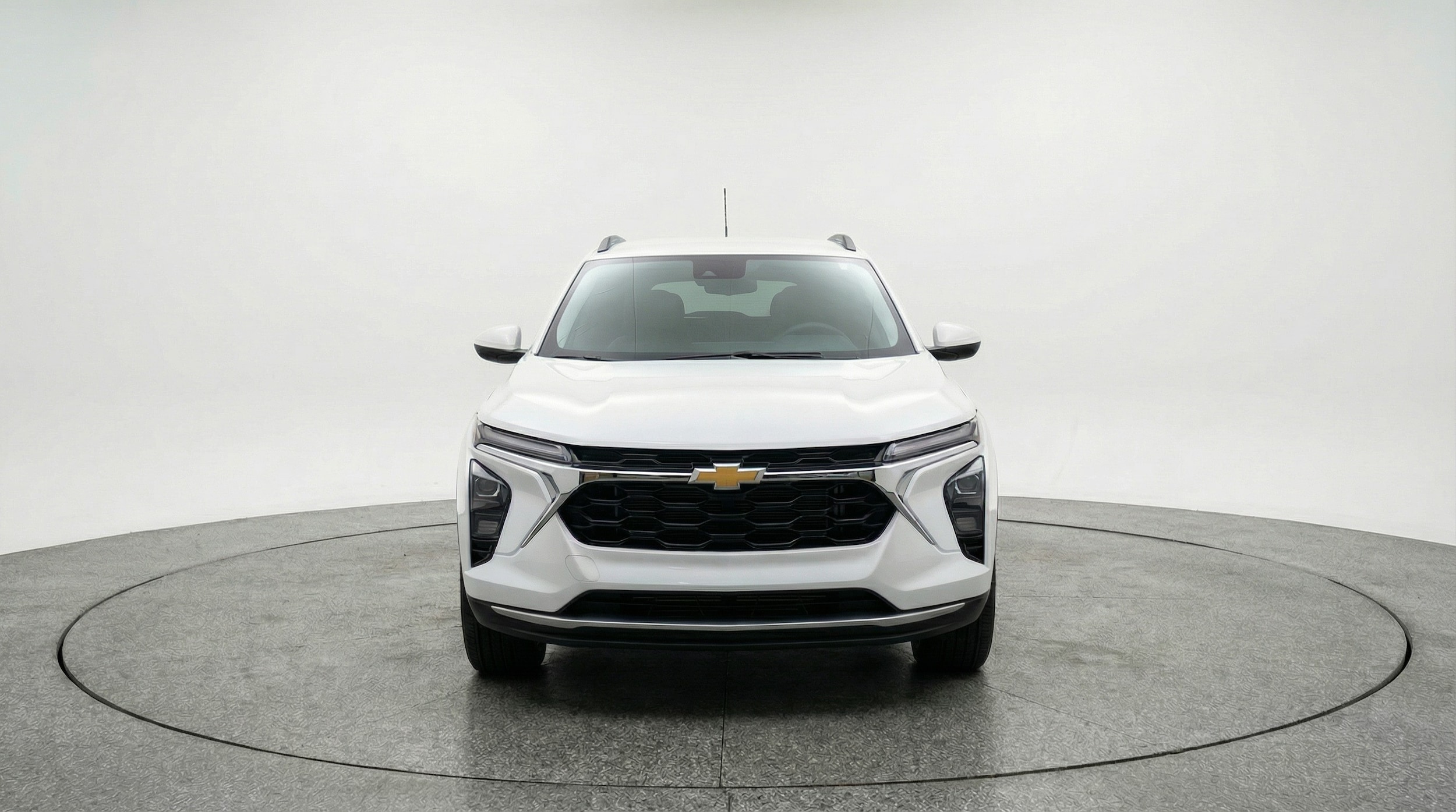Thumbnail: 2025 Chevrolet Trax - 2