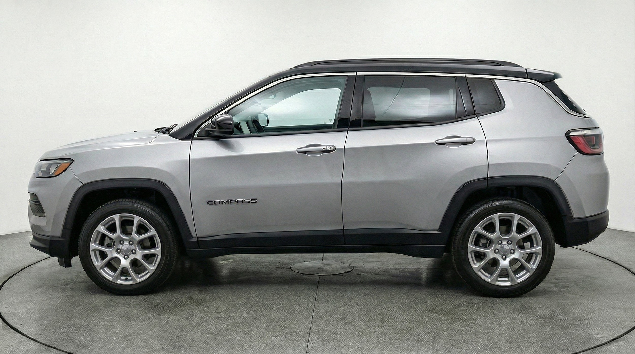 Thumbnail: 2025 Jeep Compass - 5