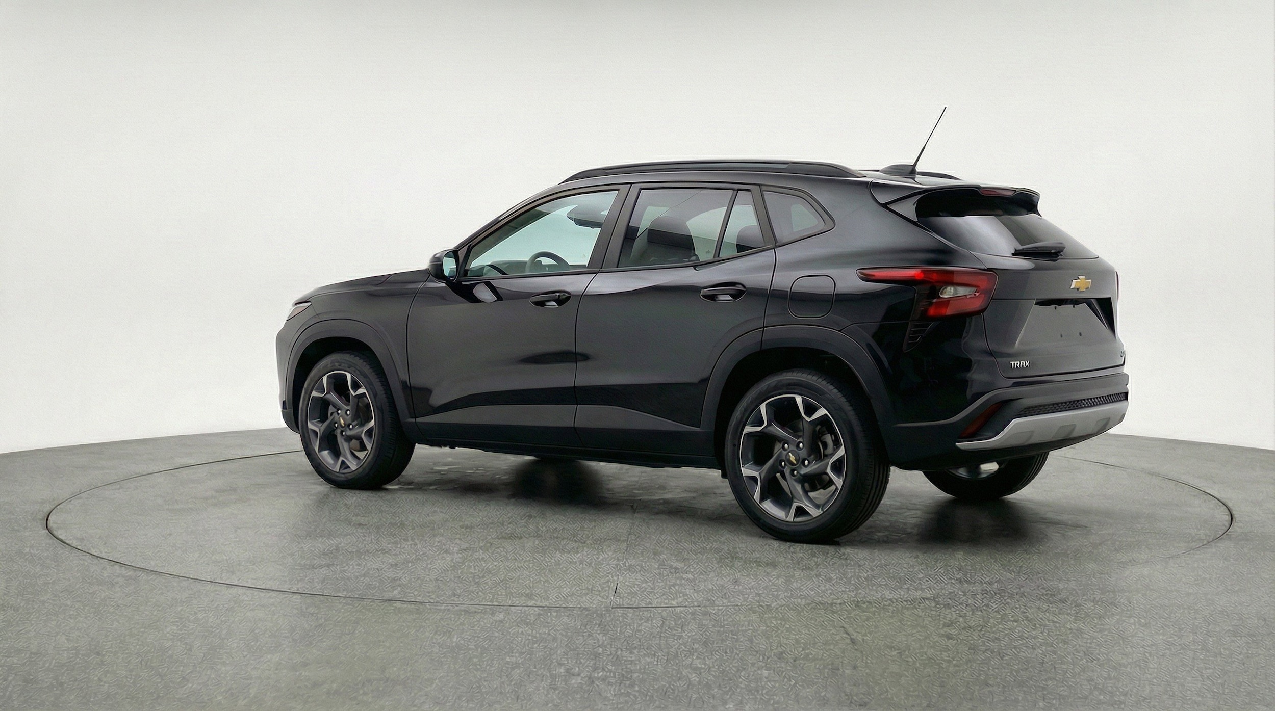 Thumbnail: 2025 Chevrolet Trax - 6