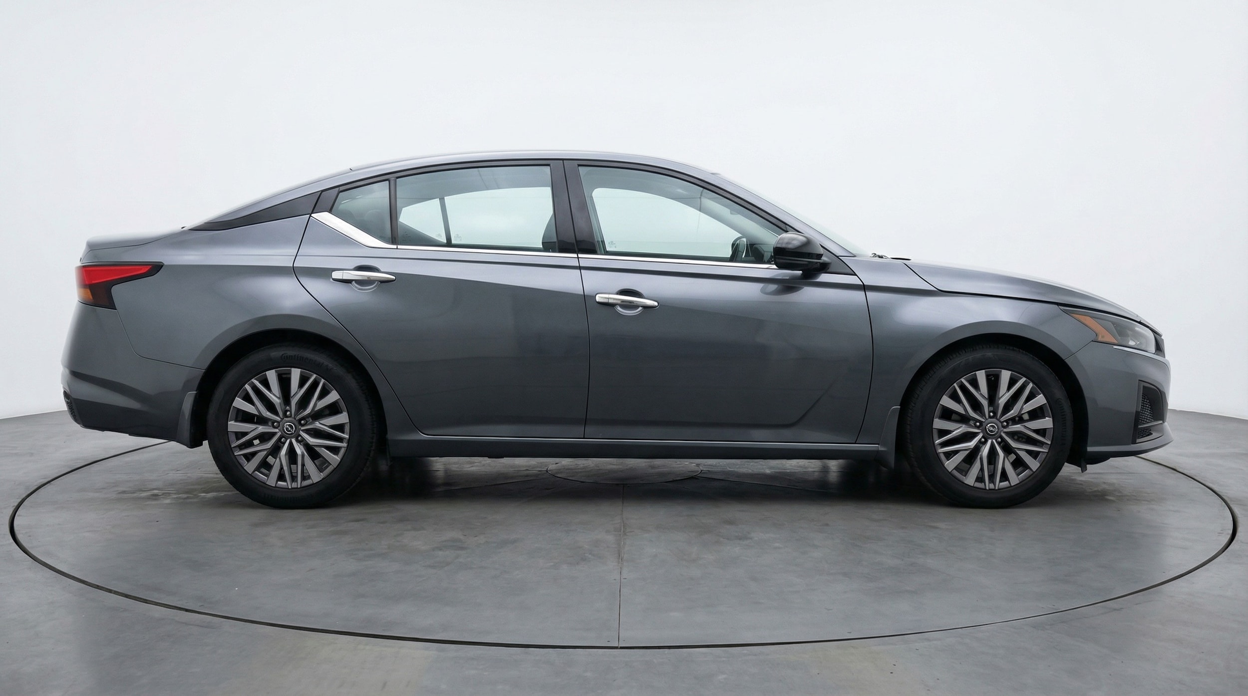 Thumbnail: 2025 Nissan Altima - 8