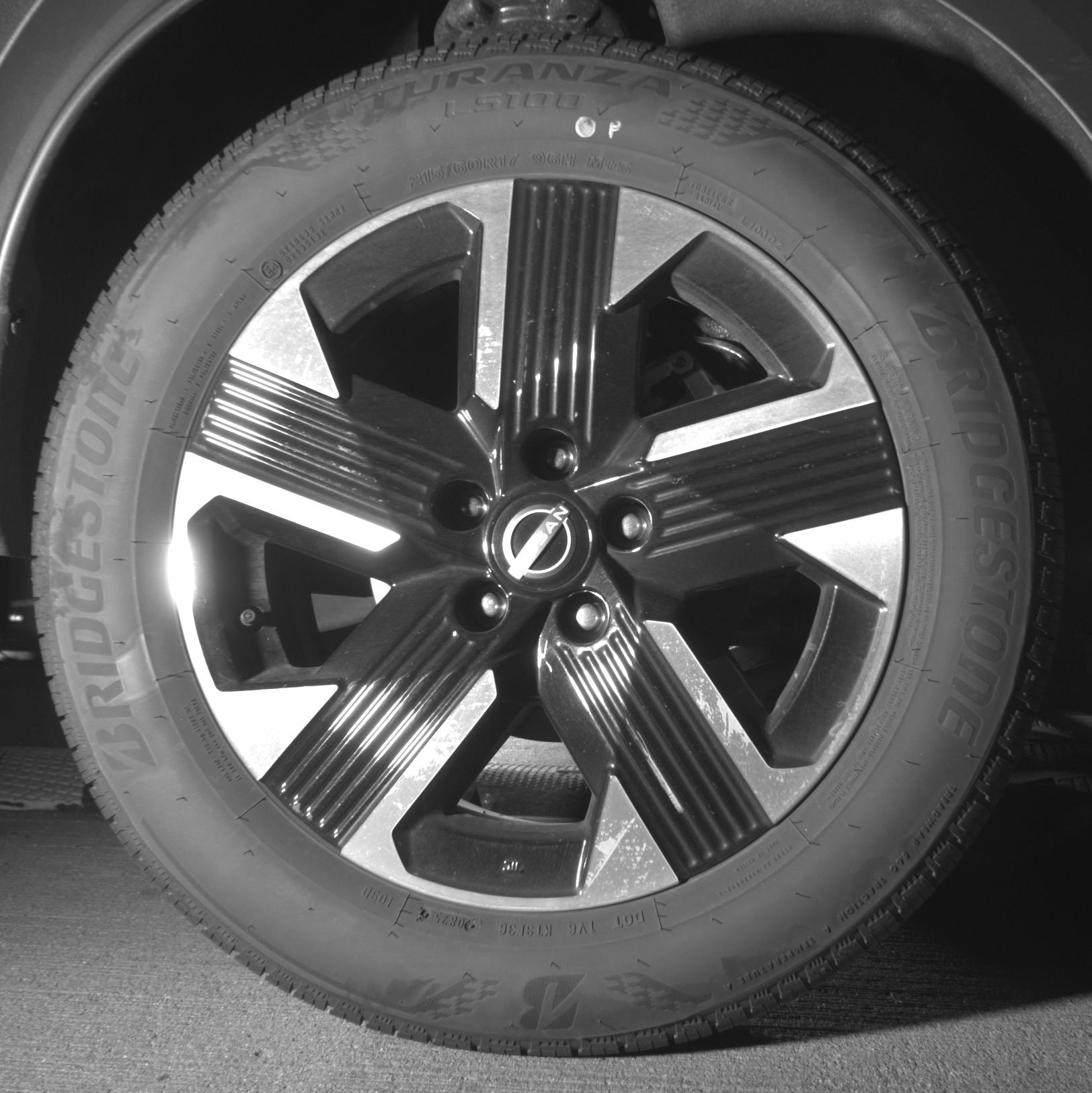 Thumbnail: 2025 Nissan Kicks - 12