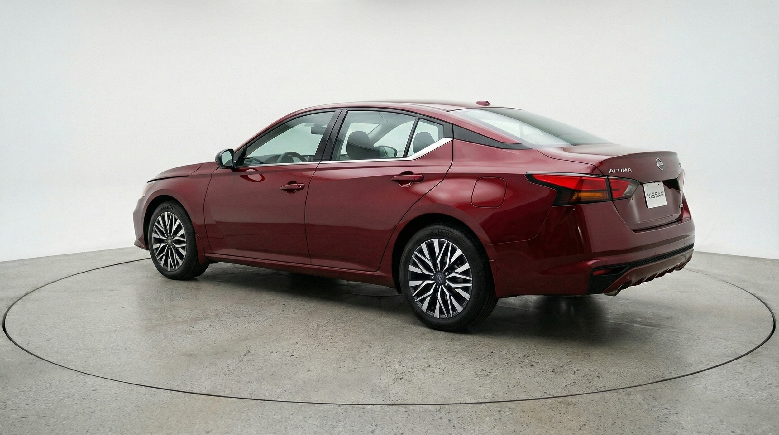 Thumbnail: 2025 Nissan Altima - 5