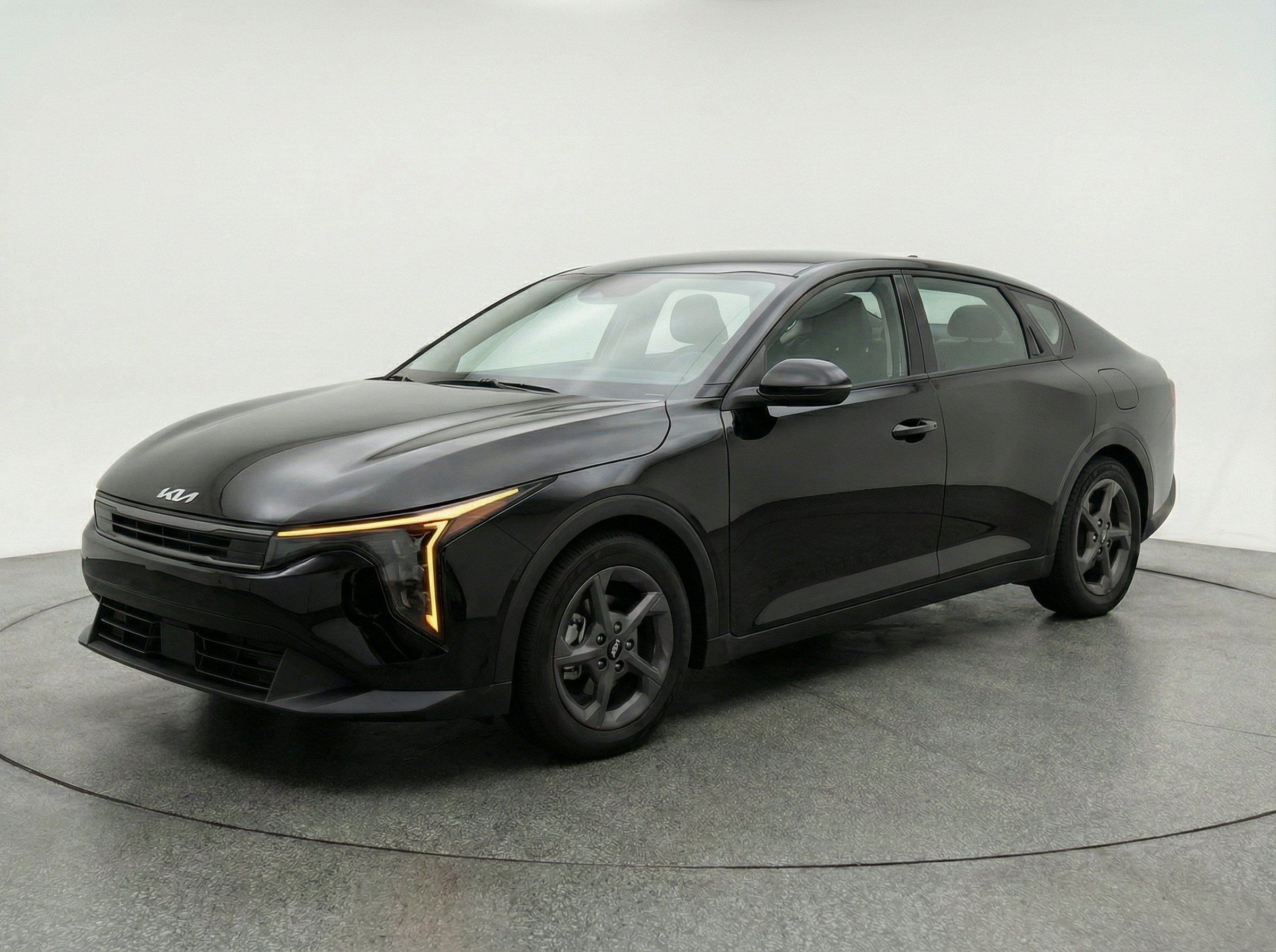 Thumbnail: 2025 Kia K4 - 3