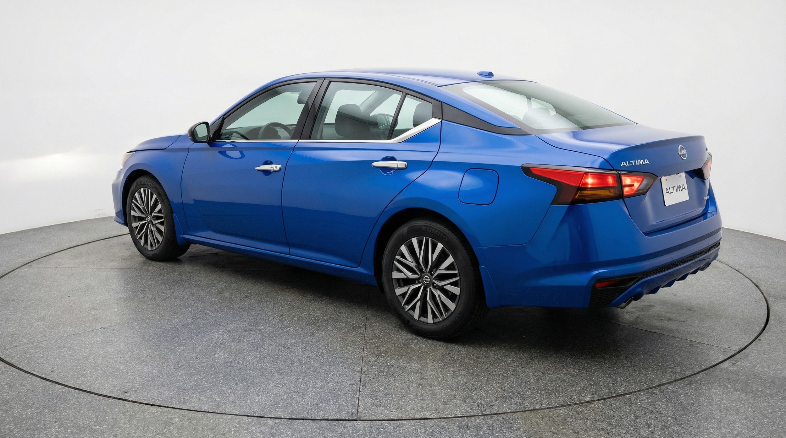 Thumbnail: 2025 Nissan Altima - 5