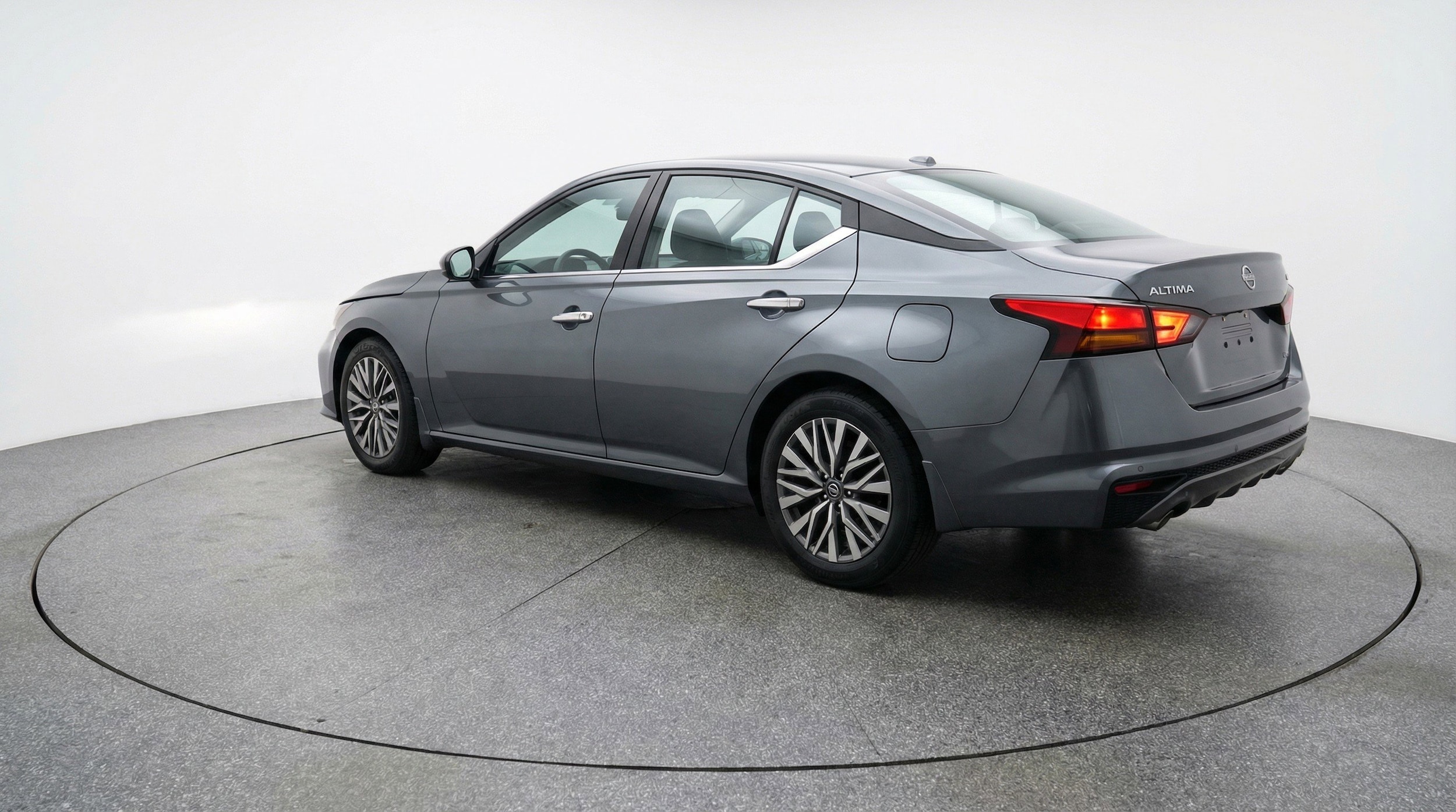 Thumbnail: 2025 Nissan Altima - 6