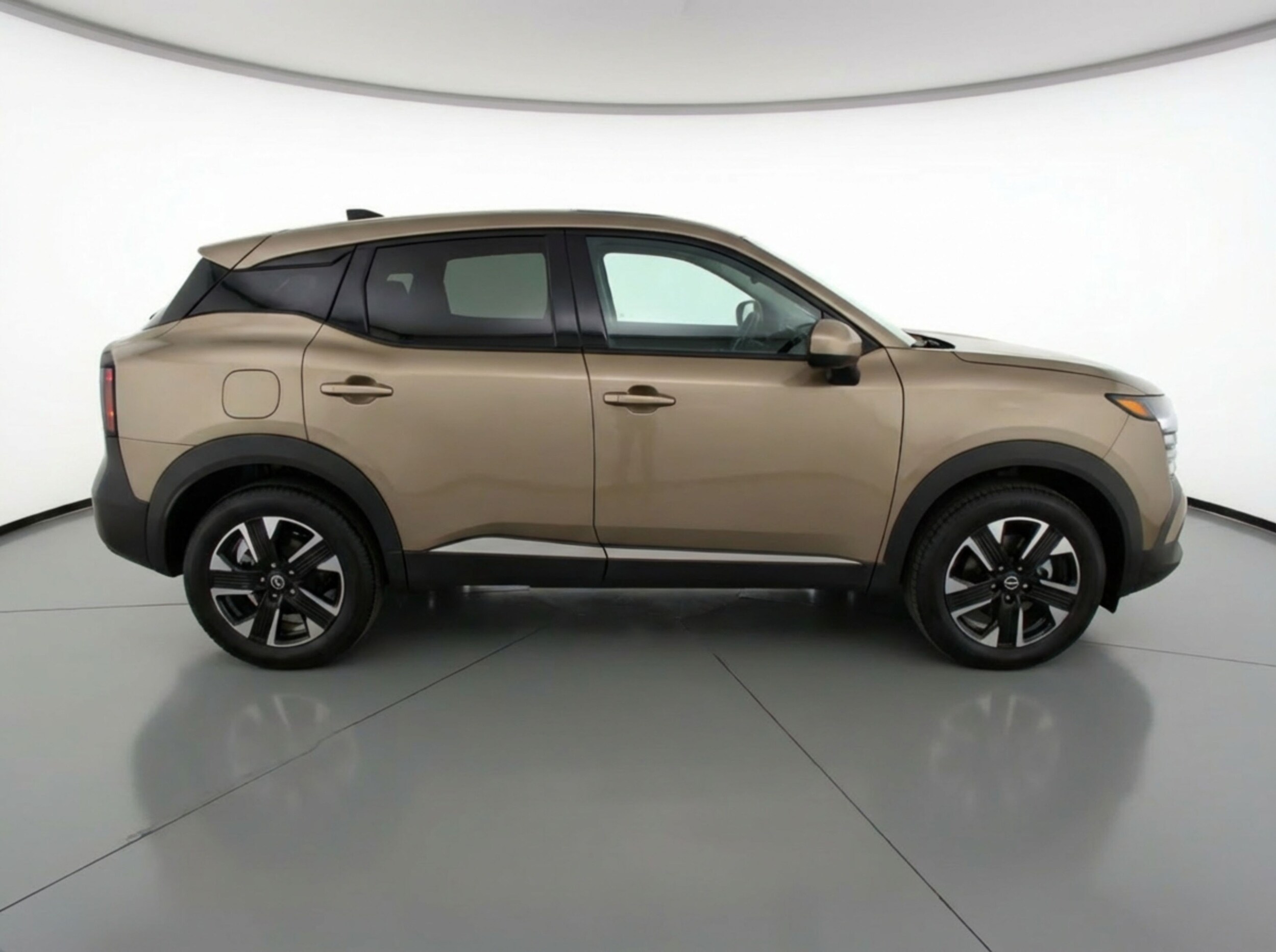 Thumbnail: 2025 Nissan Kicks - 8