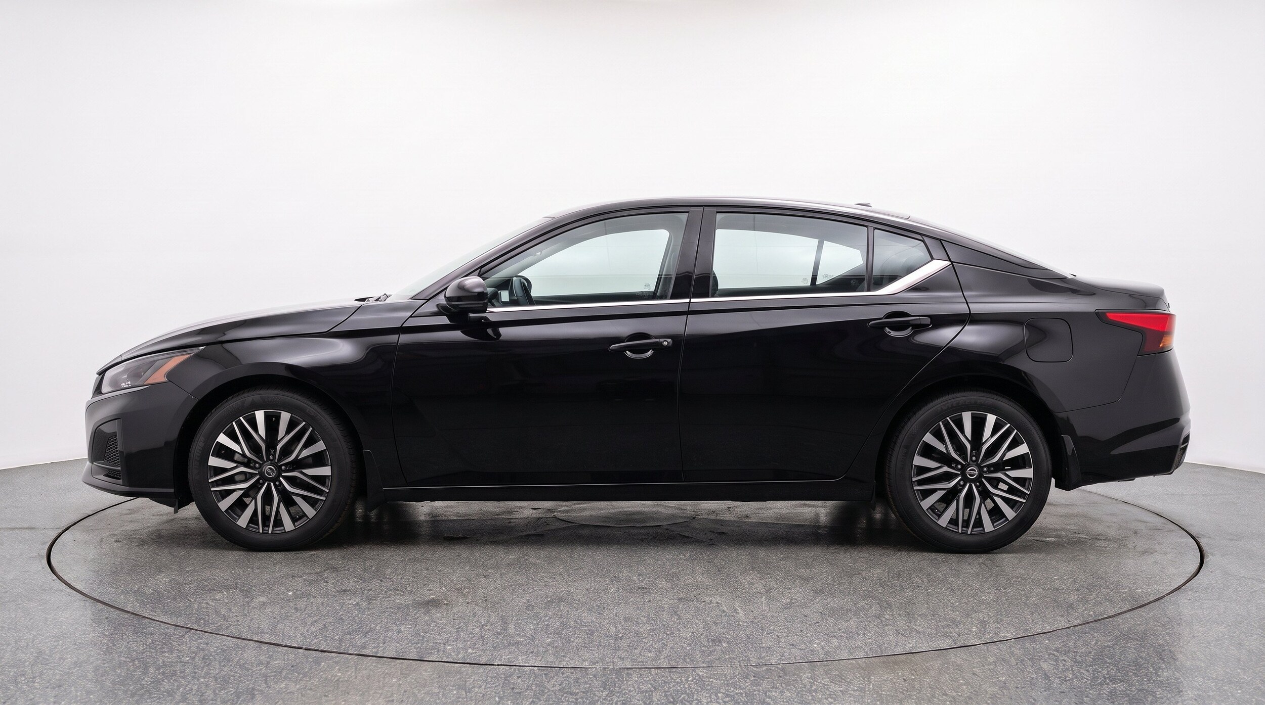 Thumbnail: 2026 Nissan Altima - 5