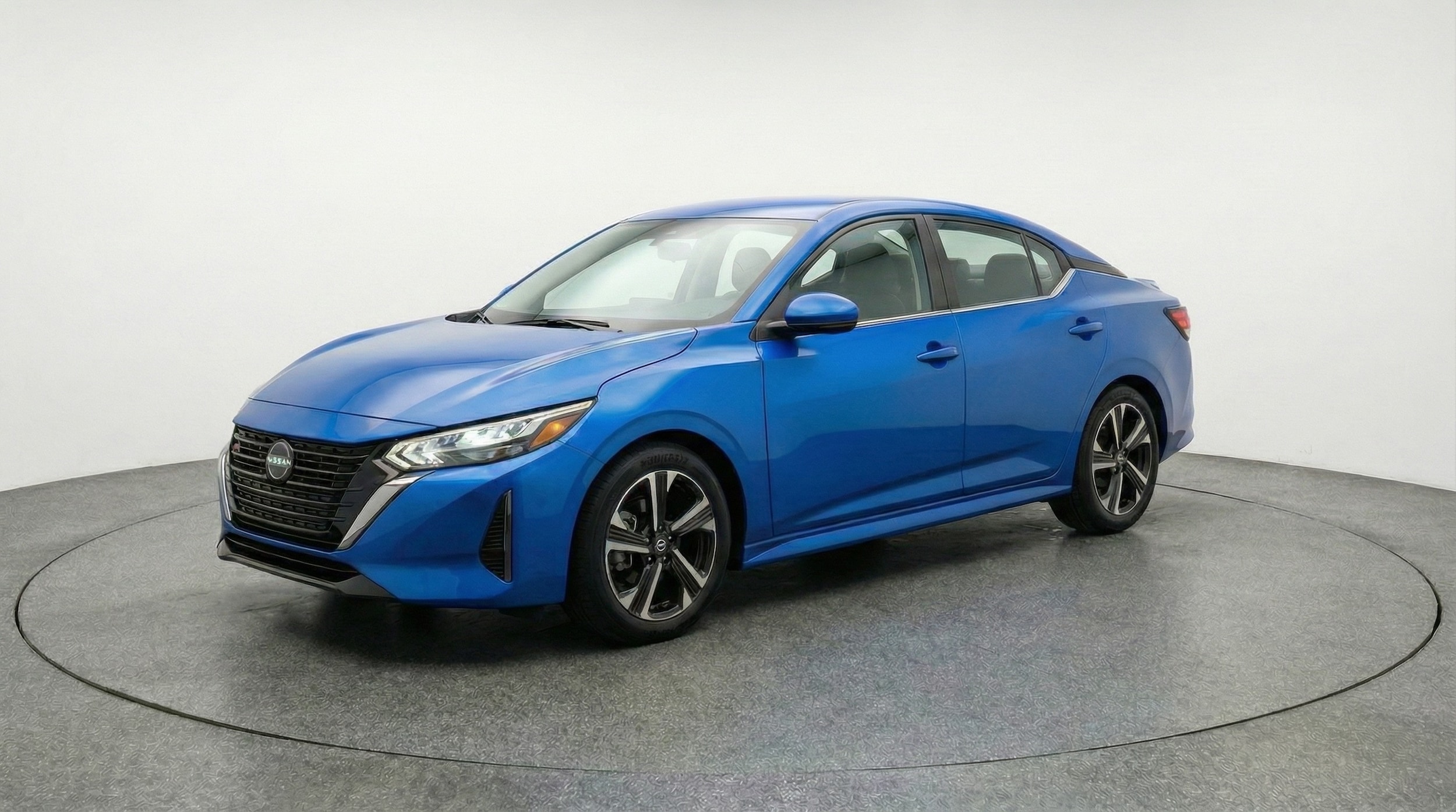 Thumbnail: 2025 Nissan Sentra - 3