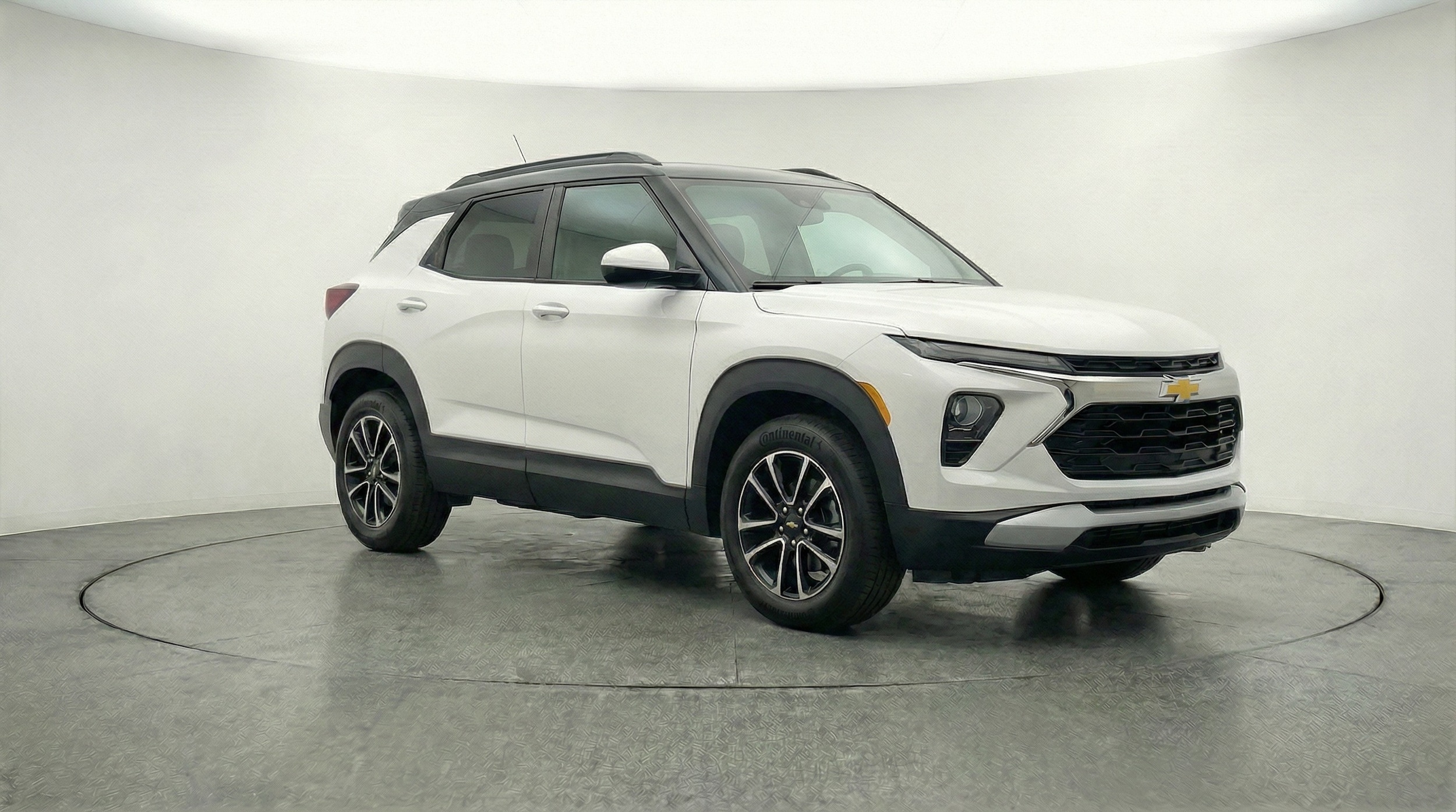 Thumbnail: 2025 Chevrolet TrailBlazer - 1