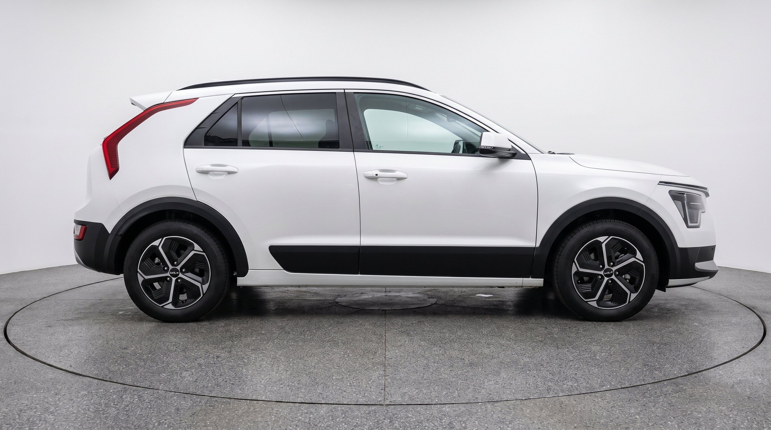 Thumbnail: 2026 Kia Niro - 11