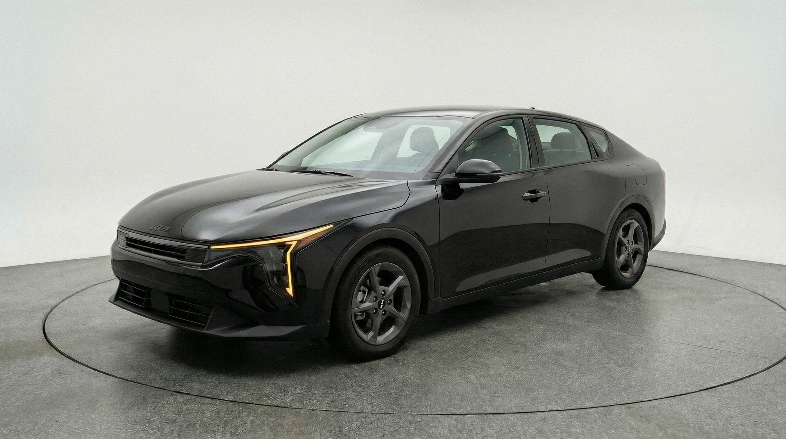 Thumbnail: 2025 Kia K4 - 3