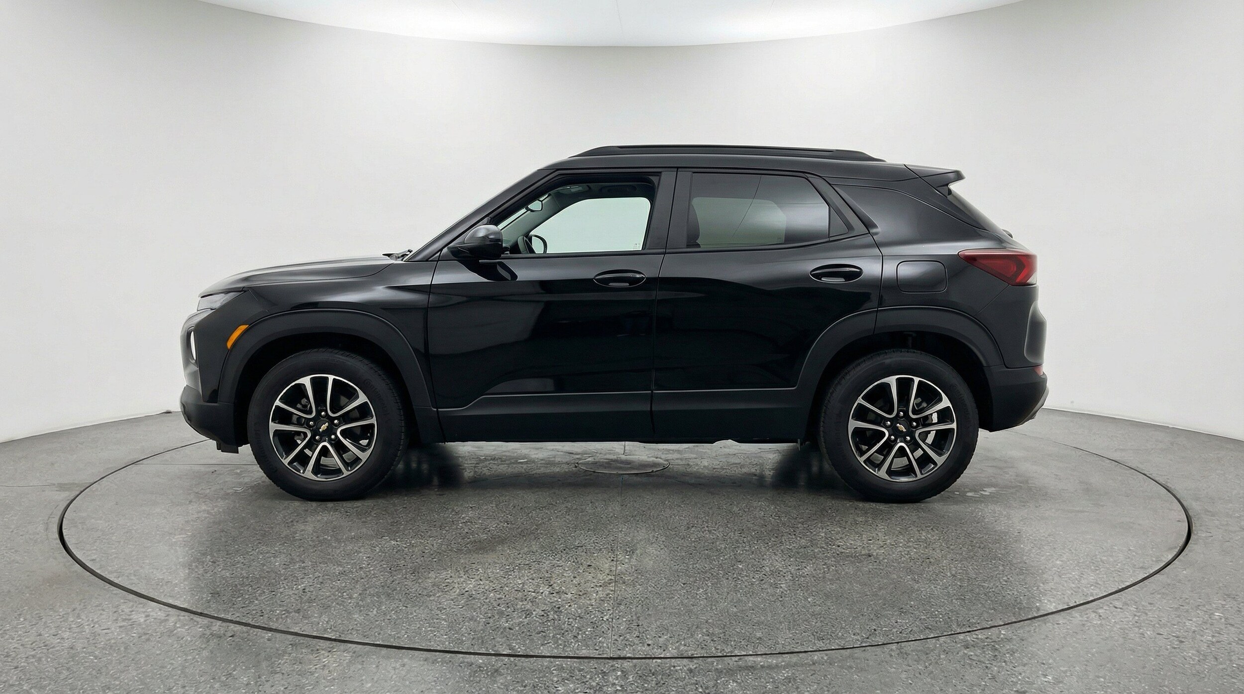 Thumbnail: 2025 Chevrolet TrailBlazer - 5