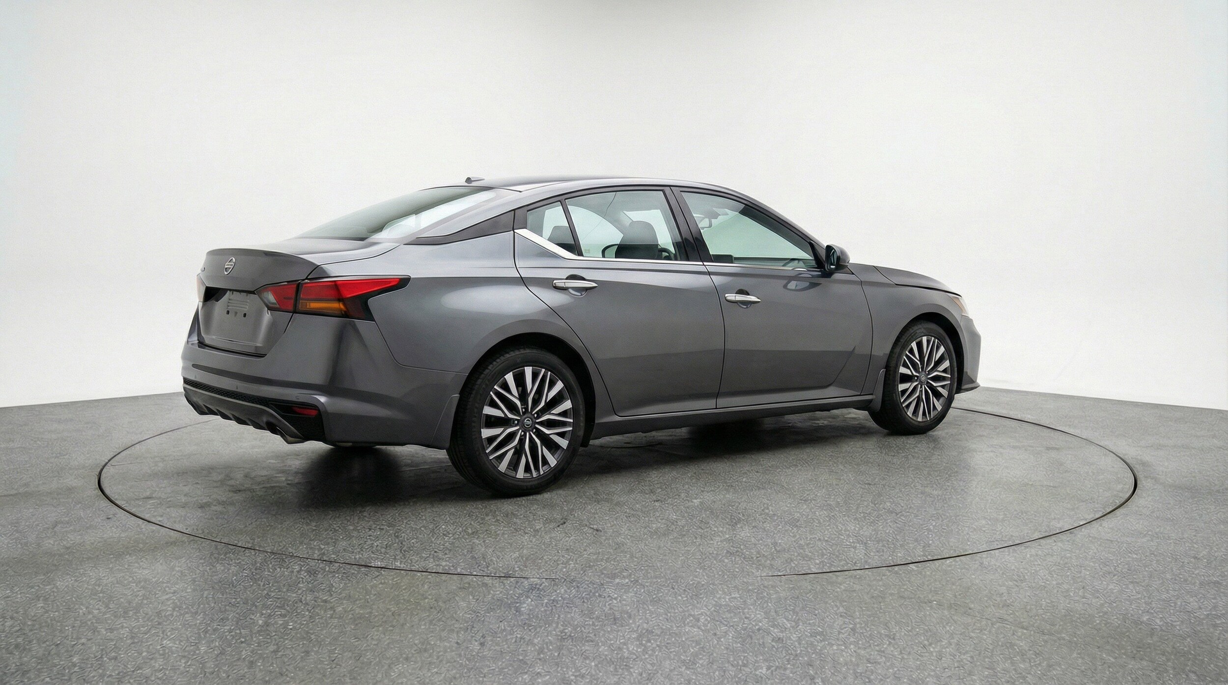 Thumbnail: 2025 Nissan Altima - 9