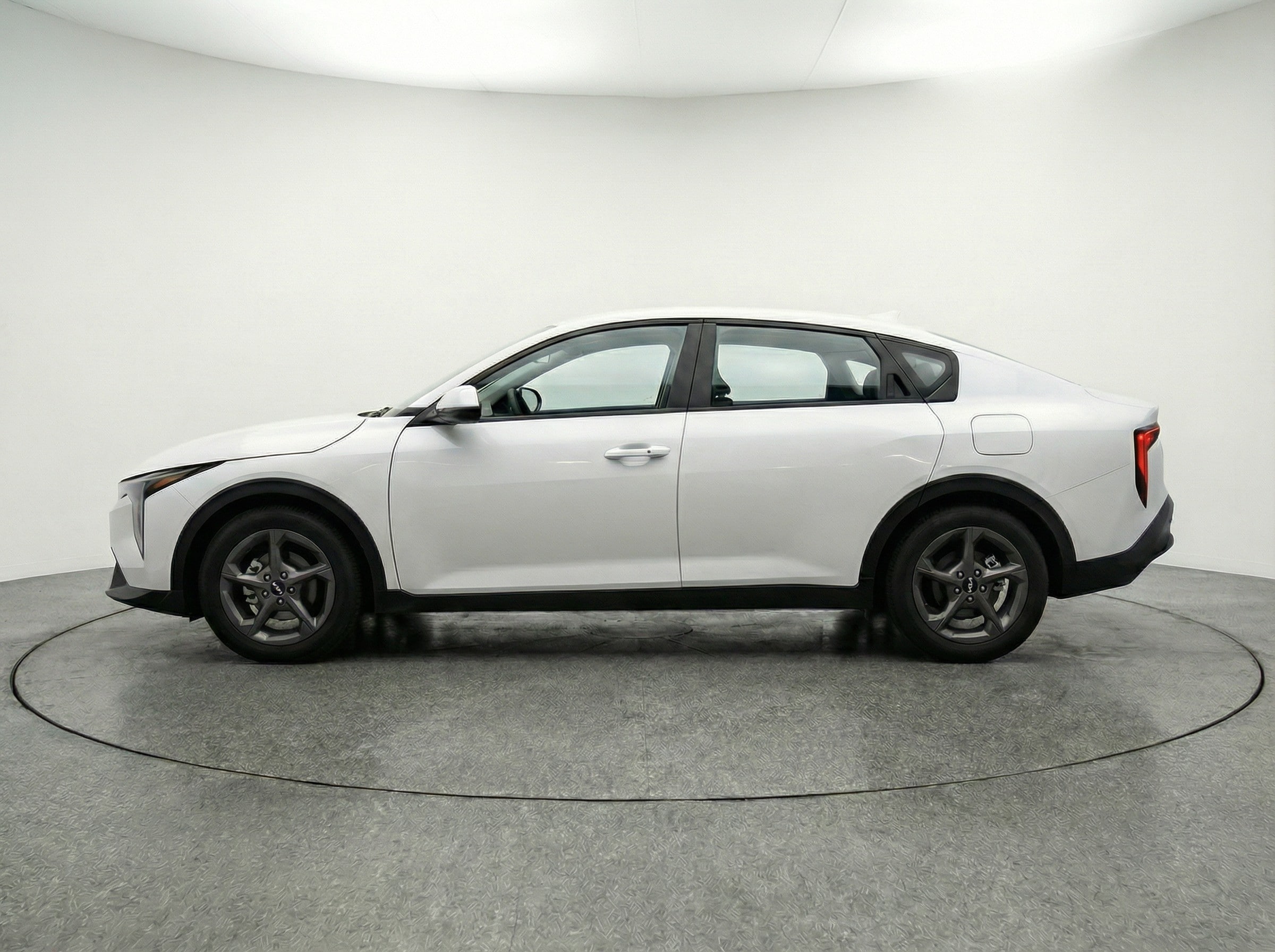 Thumbnail: 2025 Kia K4 - 4