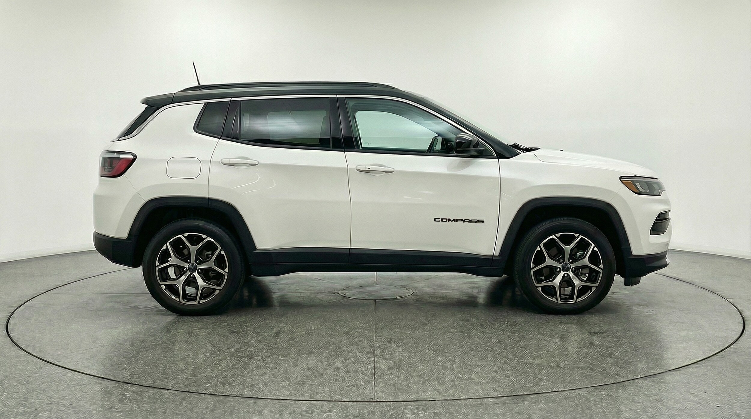 Thumbnail: 2025 Jeep Compass - 8