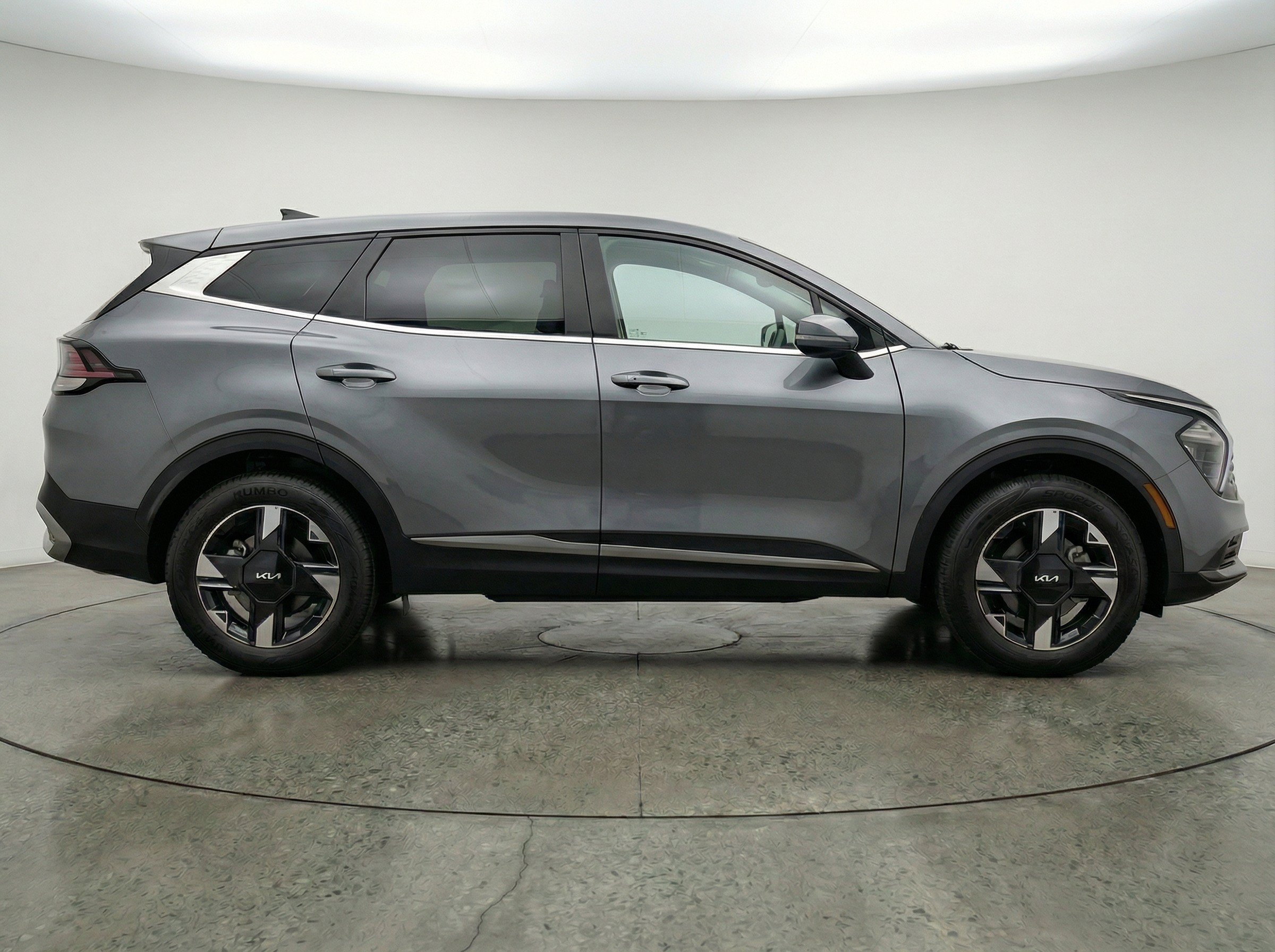 Thumbnail: 2026 Kia Sportage - 10