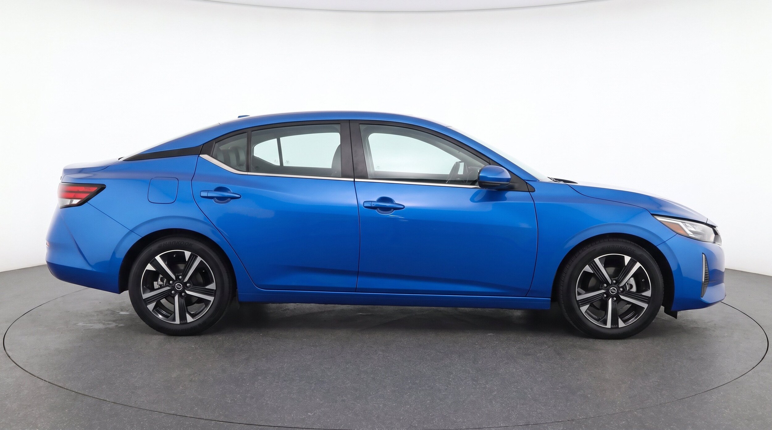 Thumbnail: 2025 Nissan Sentra - 11