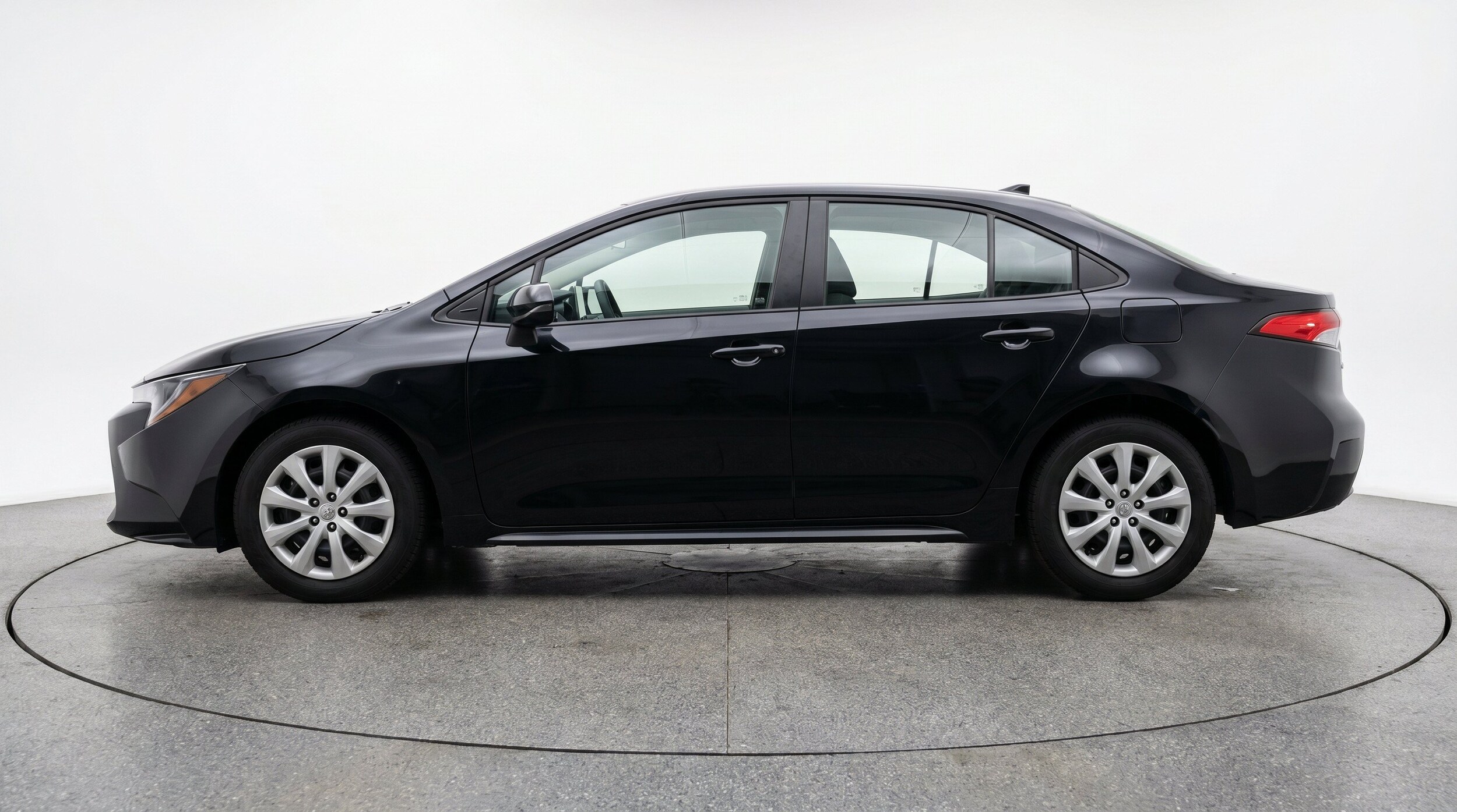 Thumbnail: 2025 Toyota Corolla - 5