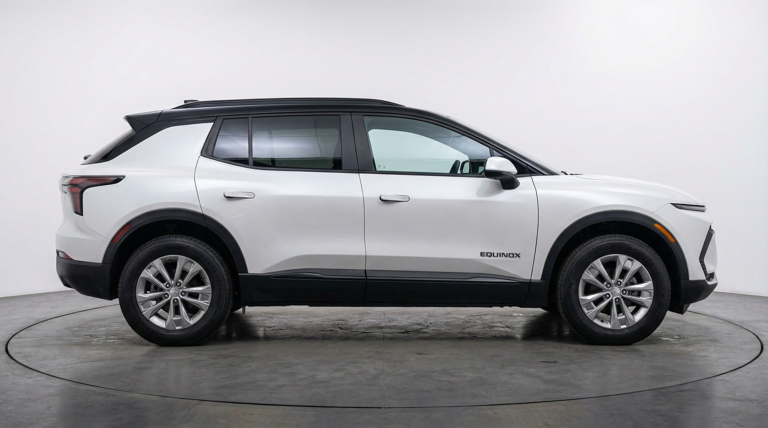 Thumbnail: 2025 Chevrolet Equinox - 8