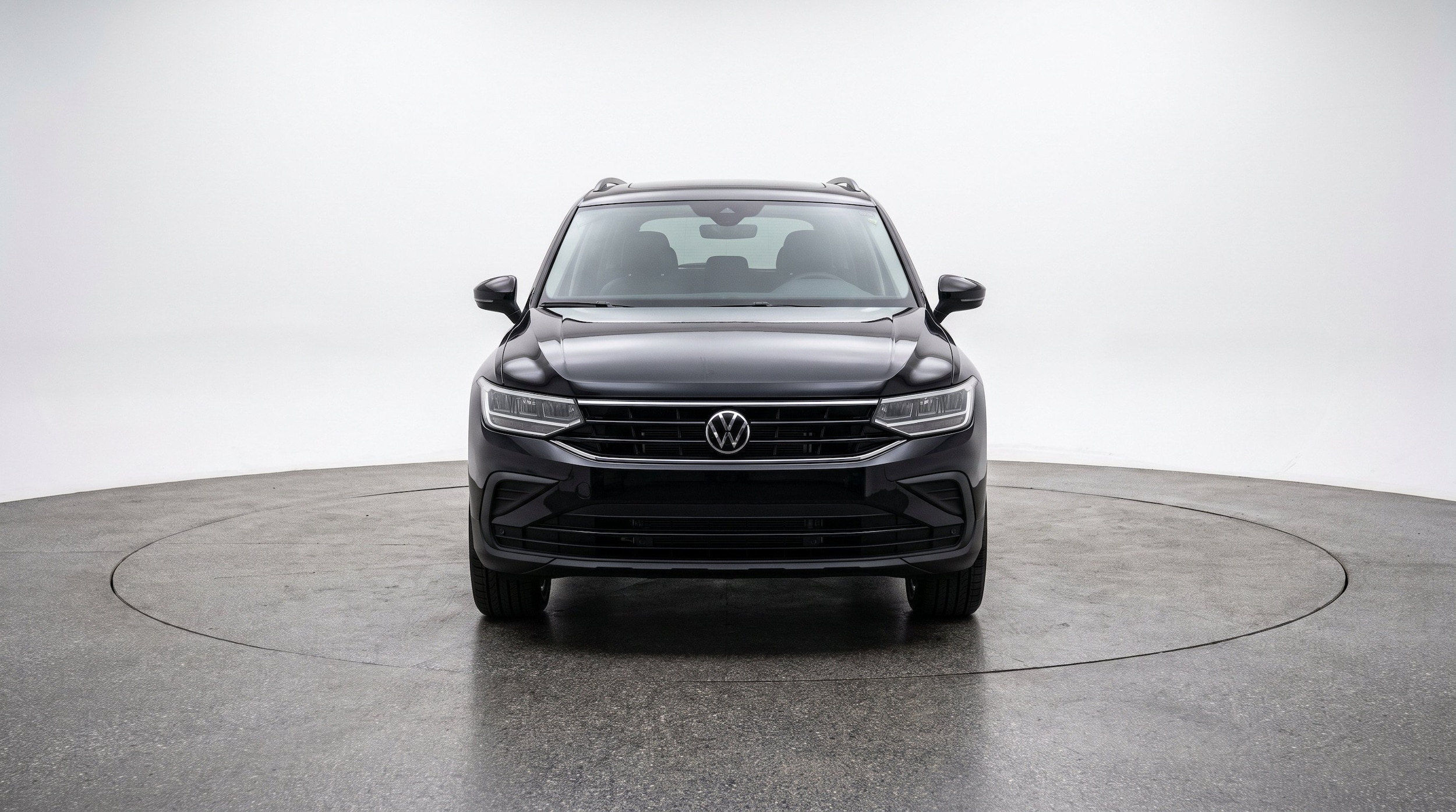 Thumbnail: 2026 Volkswagen Tiguan - 2