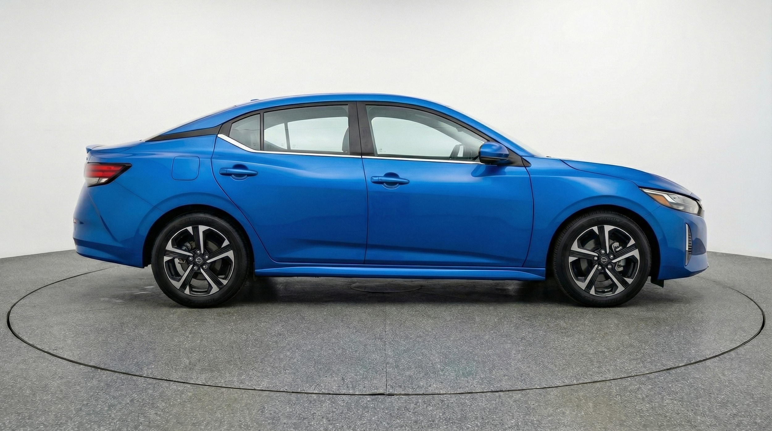 Thumbnail: 2025 Nissan Sentra - 8