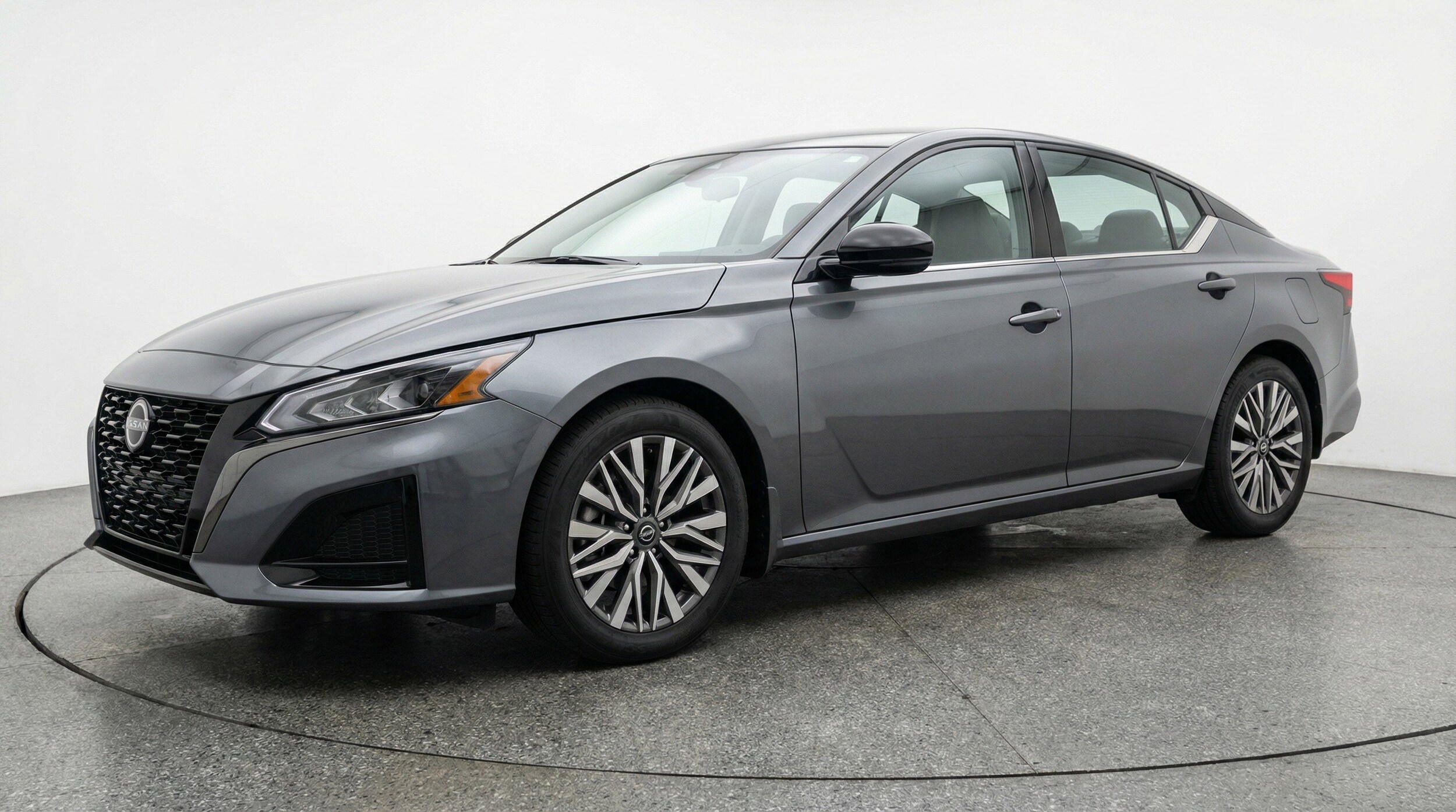 Thumbnail: 2025 Nissan Altima - 3