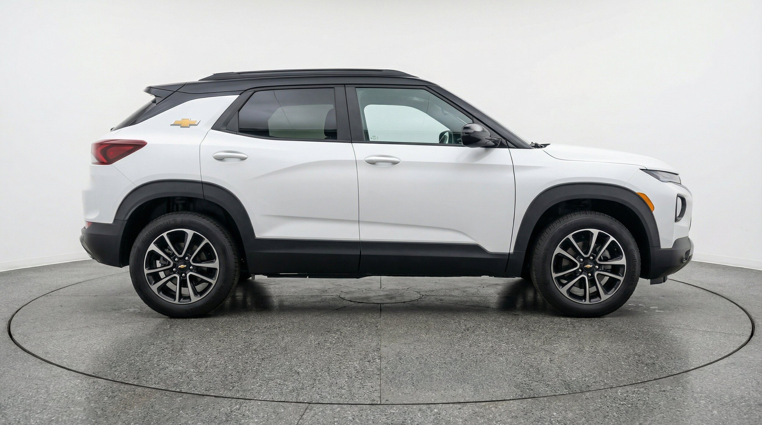 Thumbnail: 2025 Chevrolet TrailBlazer - 11