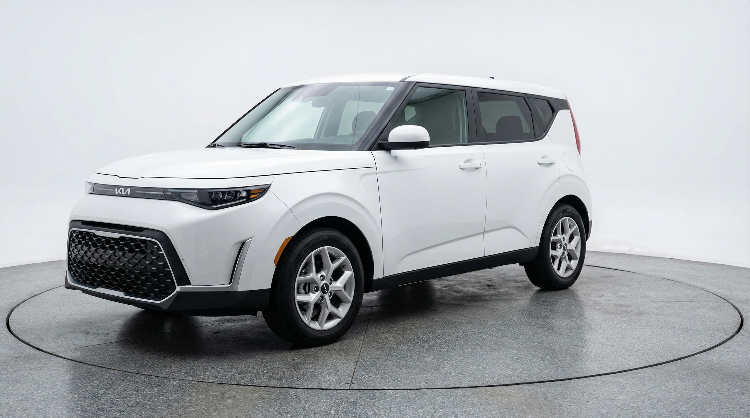 Thumbnail: 2025 Kia Soul - 3