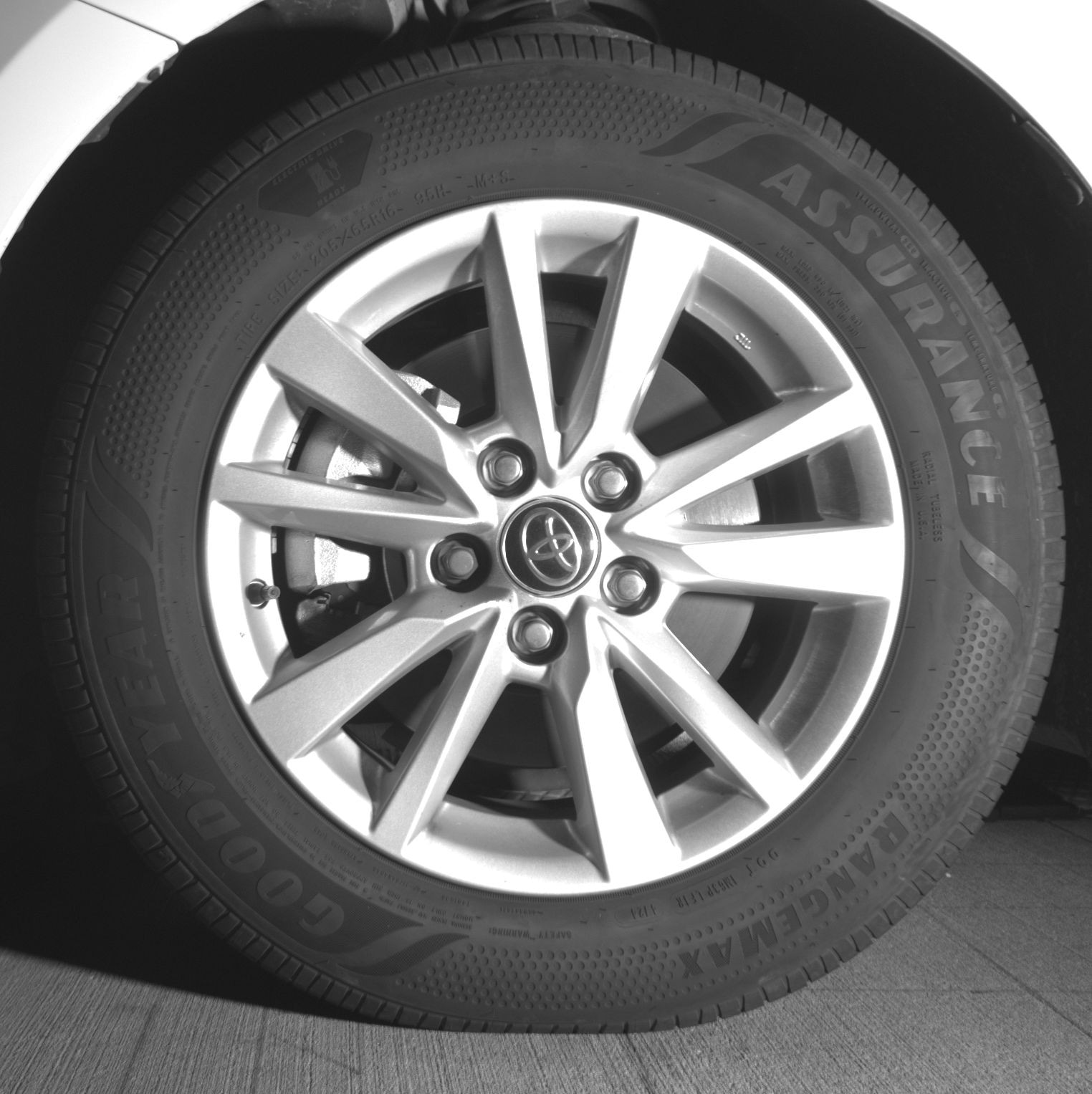 Thumbnail: 2025 Toyota Camry - 9