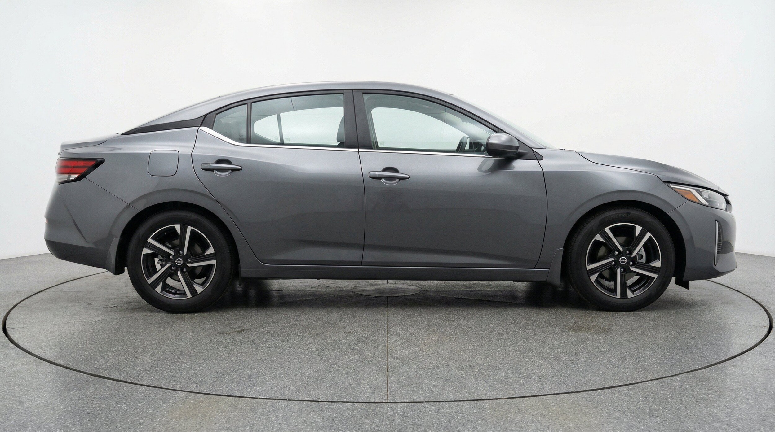 Thumbnail: 2025 Nissan Sentra - 10