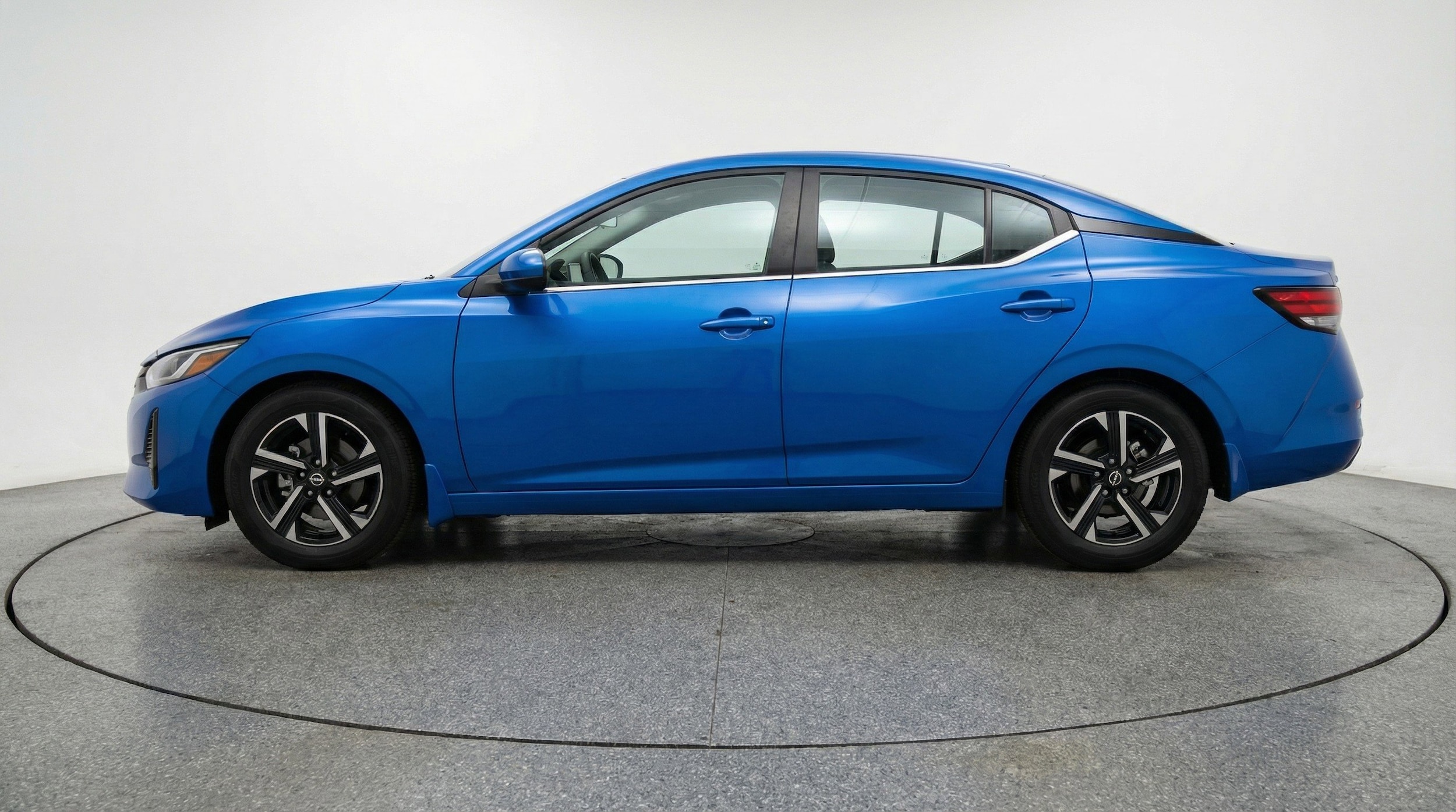 Thumbnail: 2025 Nissan Sentra - 5