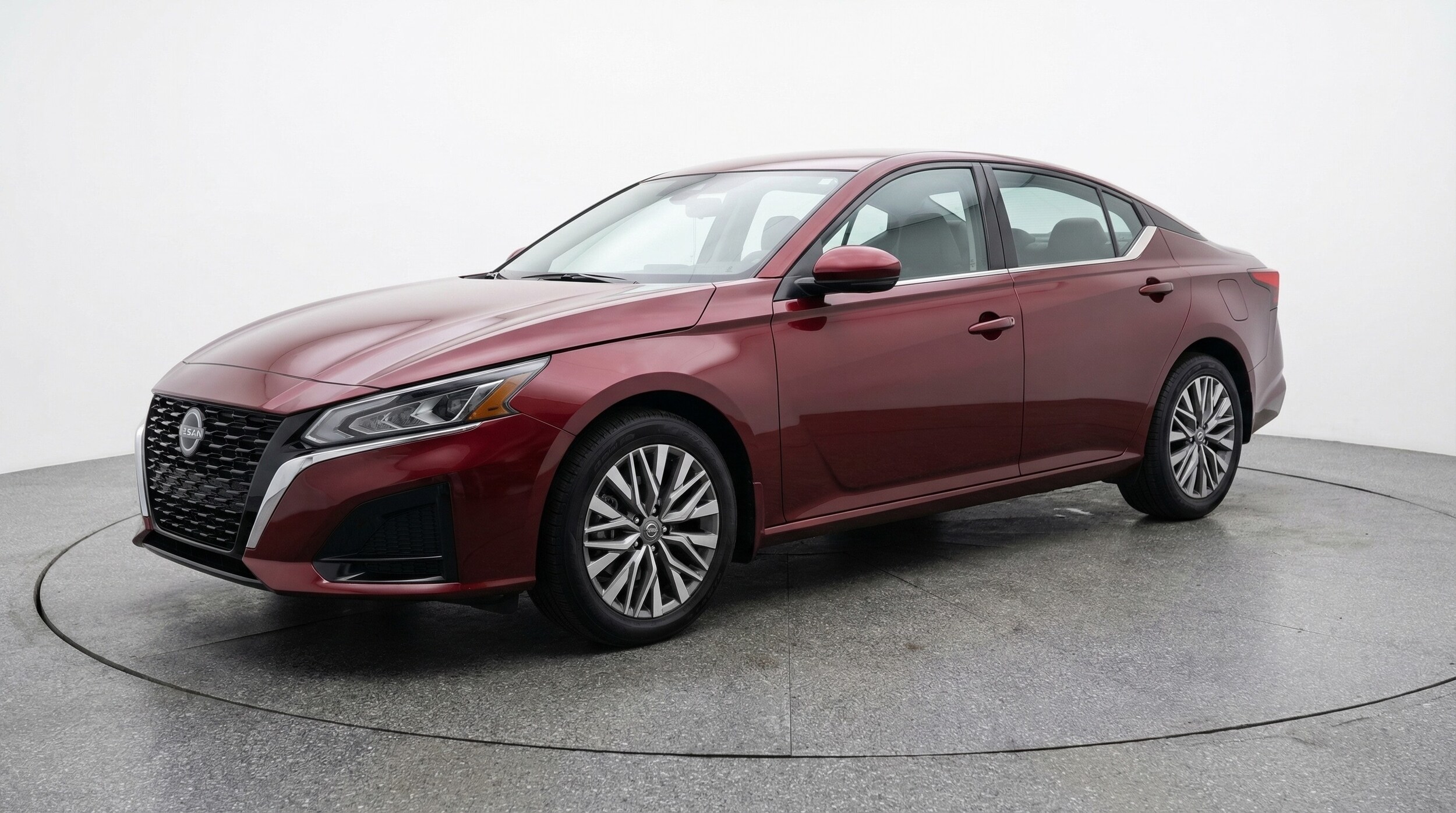 Thumbnail: 2025 Nissan Altima - 3