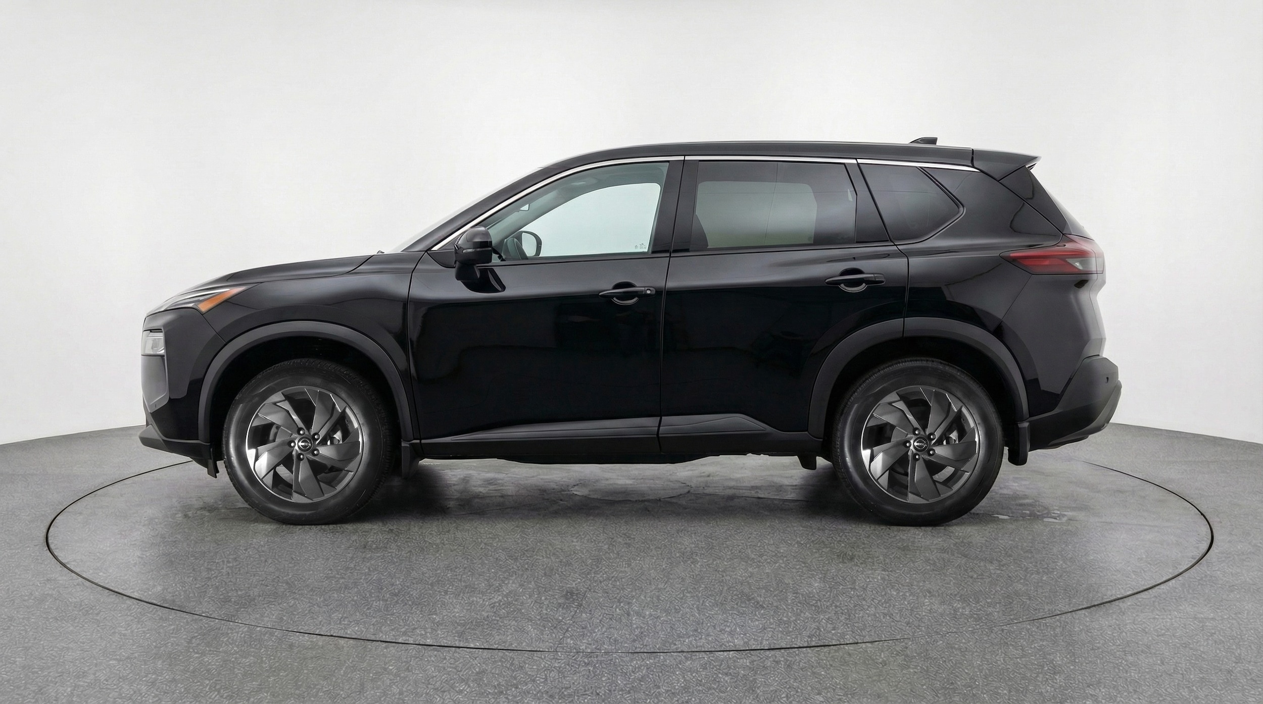 Thumbnail: 2025 Nissan Rogue - 4