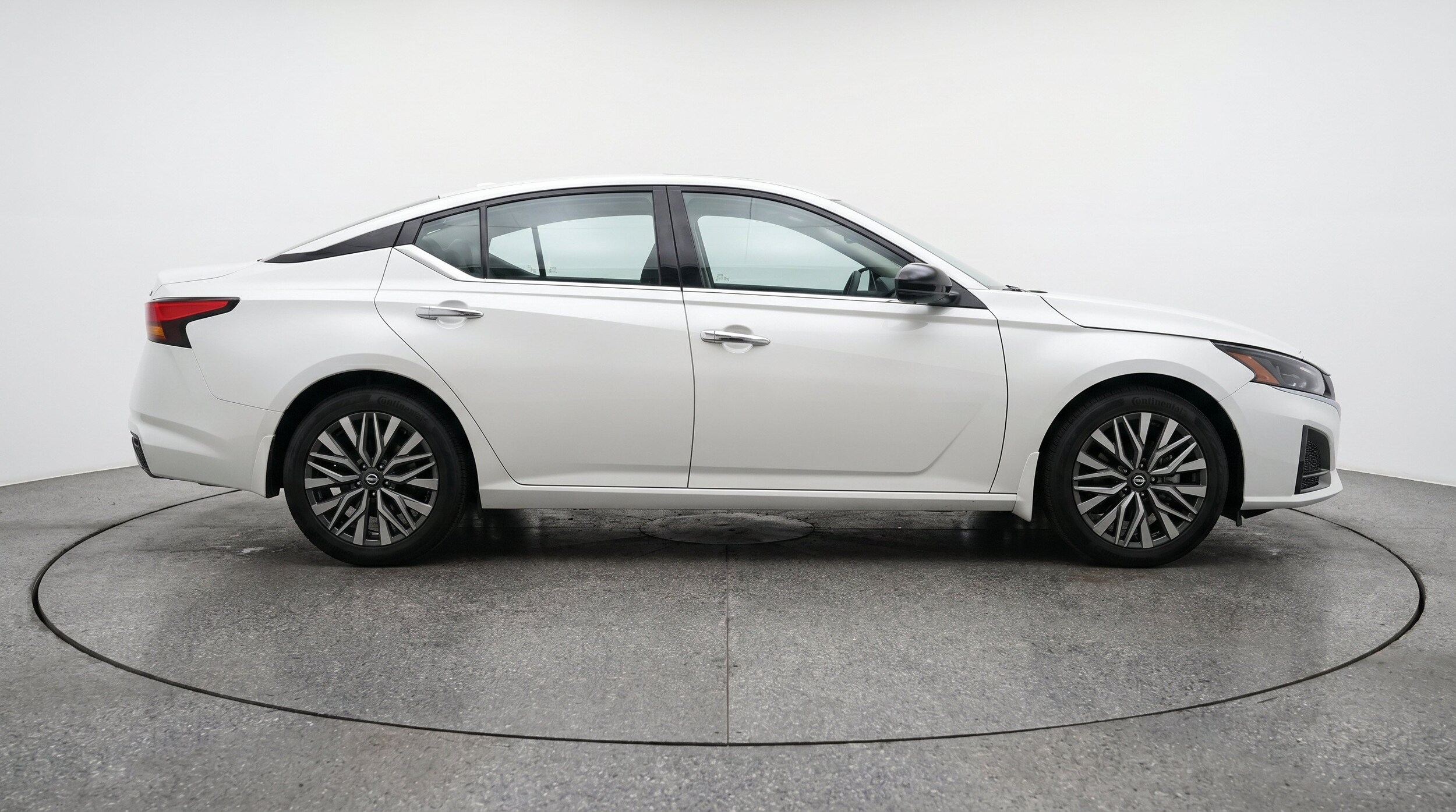 Thumbnail: 2025 Nissan Altima - 11