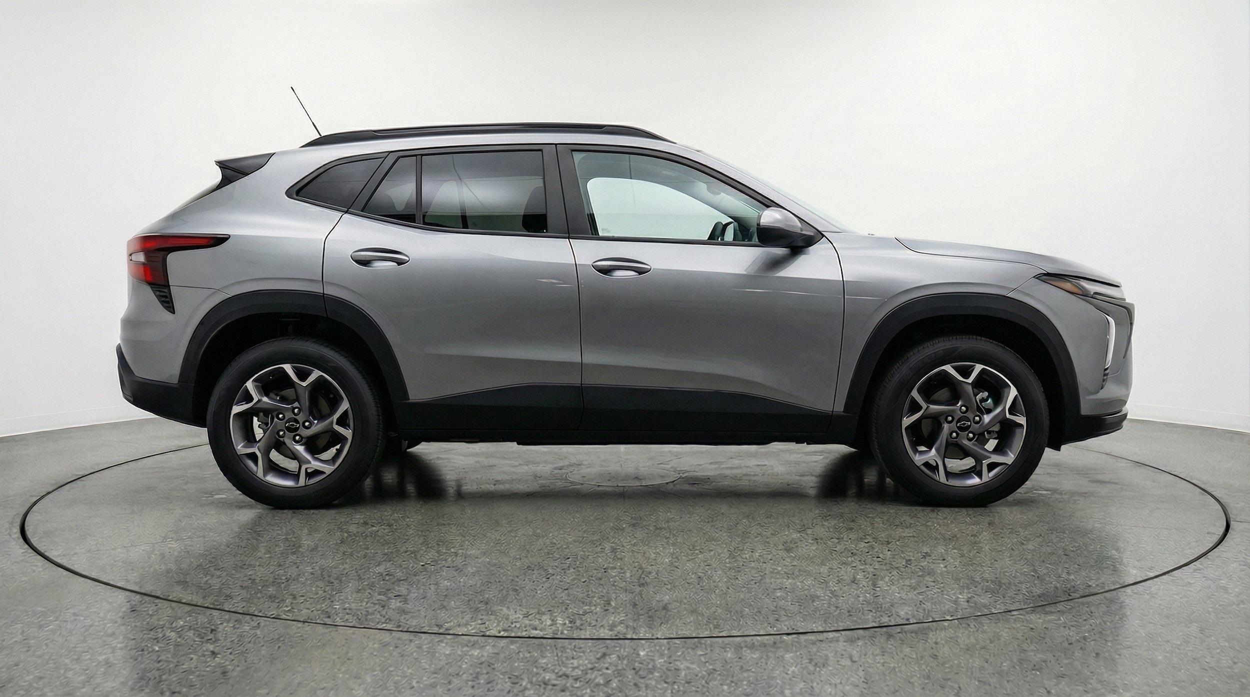 Thumbnail: 2025 Chevrolet Trax - 11