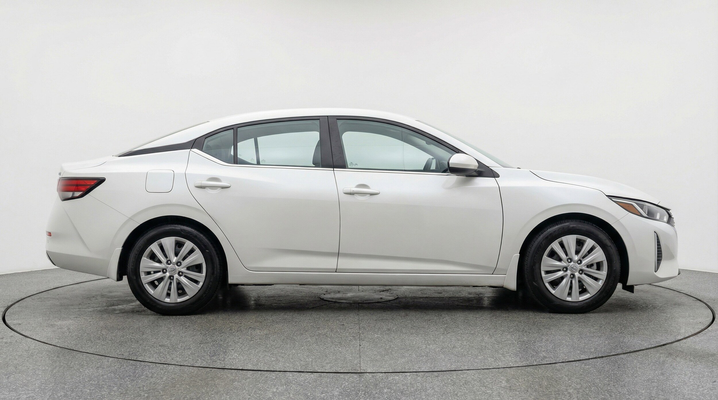 Thumbnail: 2025 Nissan Sentra - 11