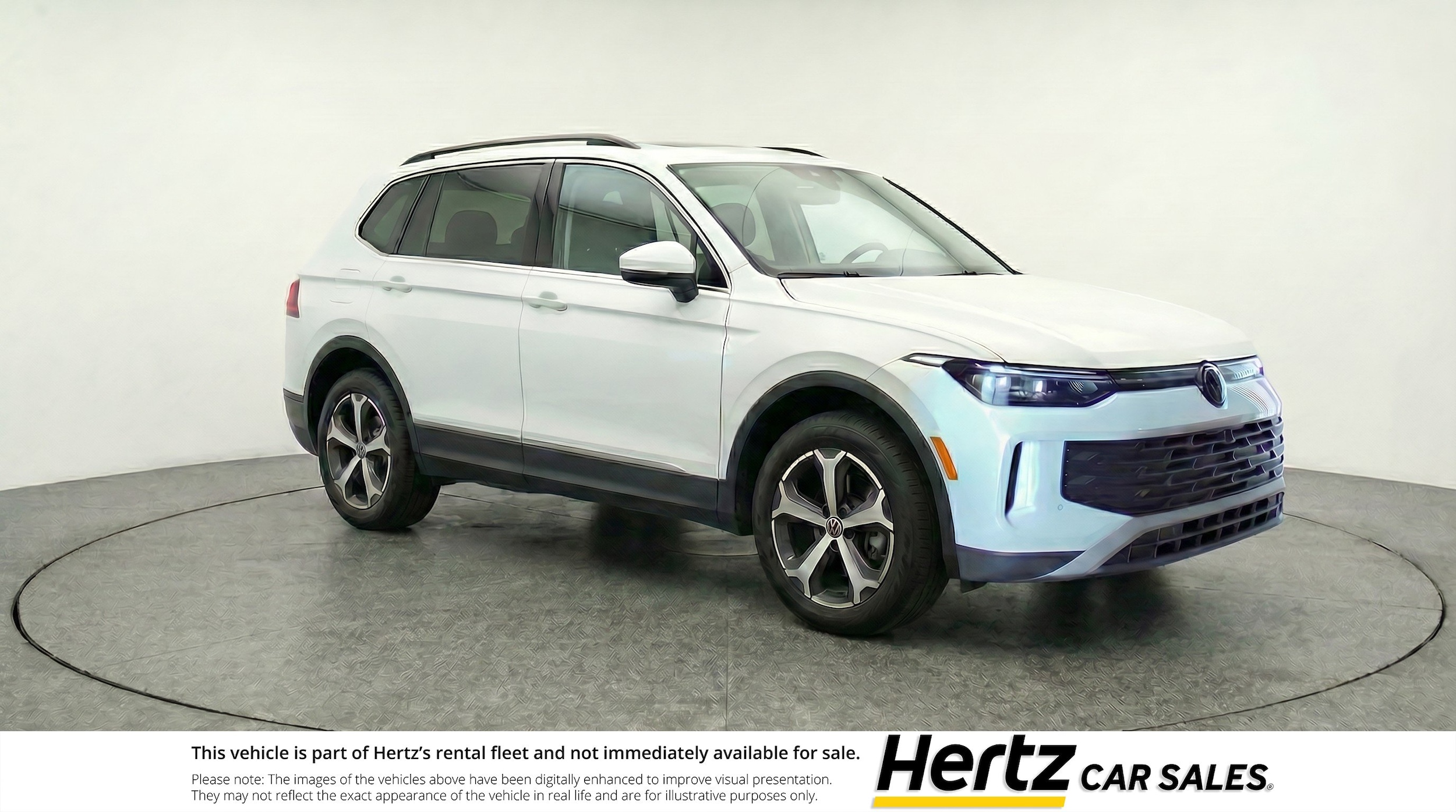 Thumbnail: 2026 Volkswagen Tiguan - 1