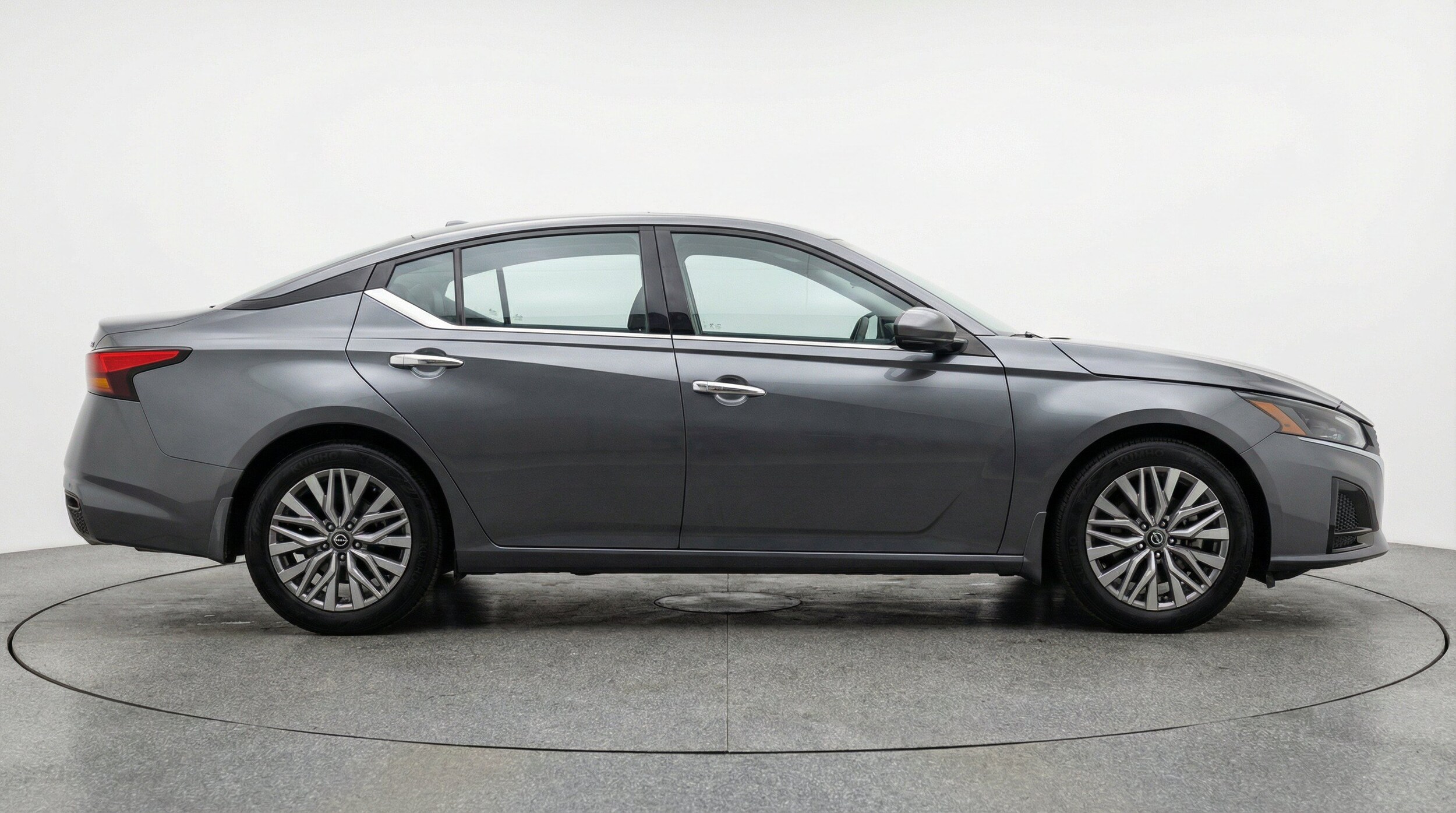 Thumbnail: 2025 Nissan Altima - 11