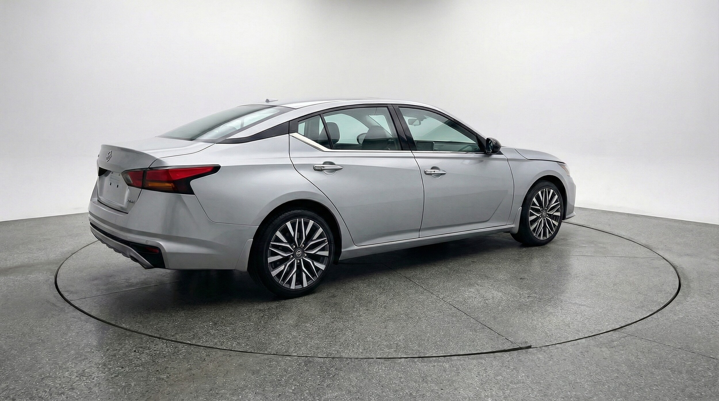 Thumbnail: 2025 Nissan Altima - 7