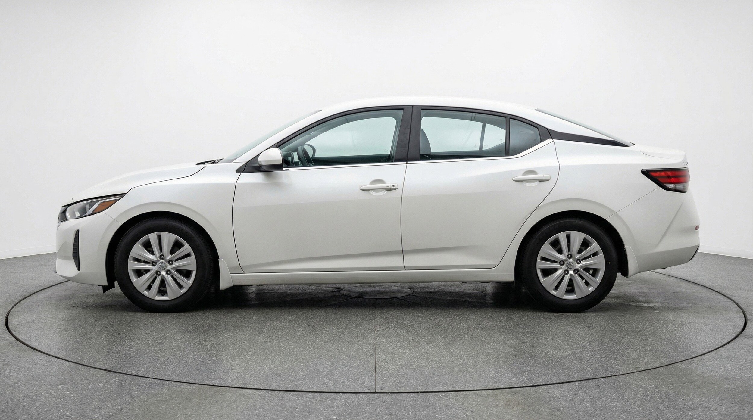 Thumbnail: 2025 Nissan Sentra - 5
