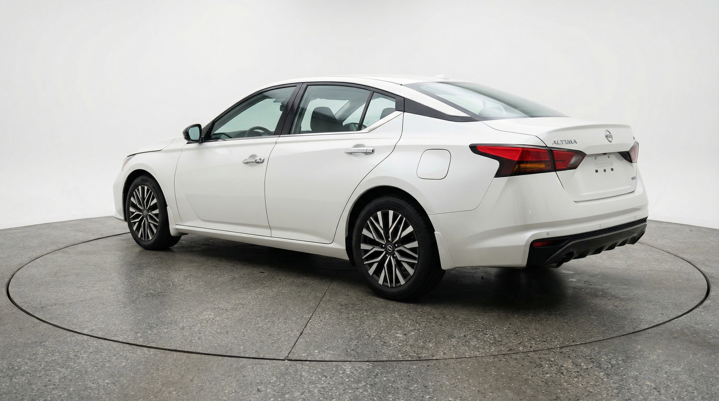 Thumbnail: 2025 Nissan Altima - 6