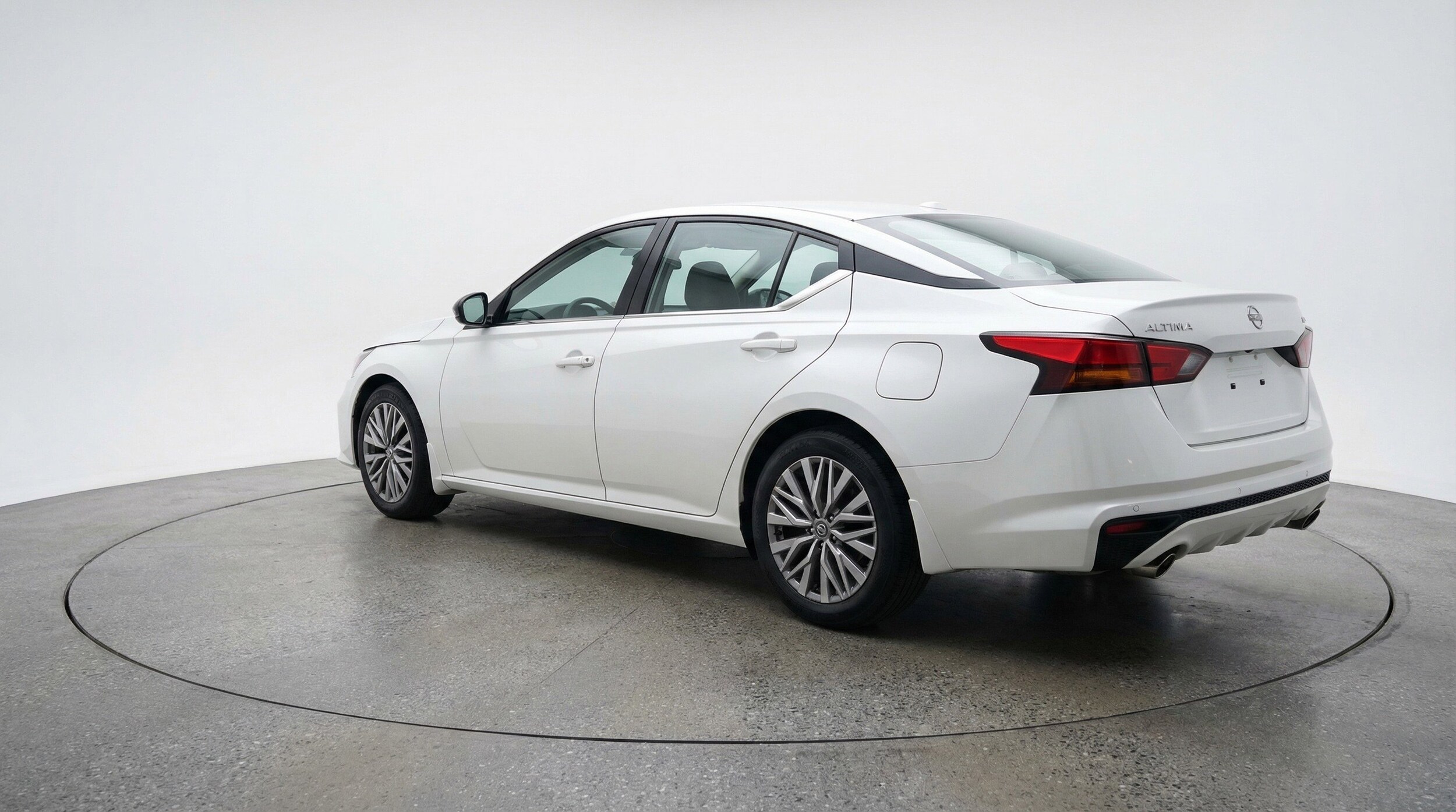 Thumbnail: 2025 Nissan Altima - 6